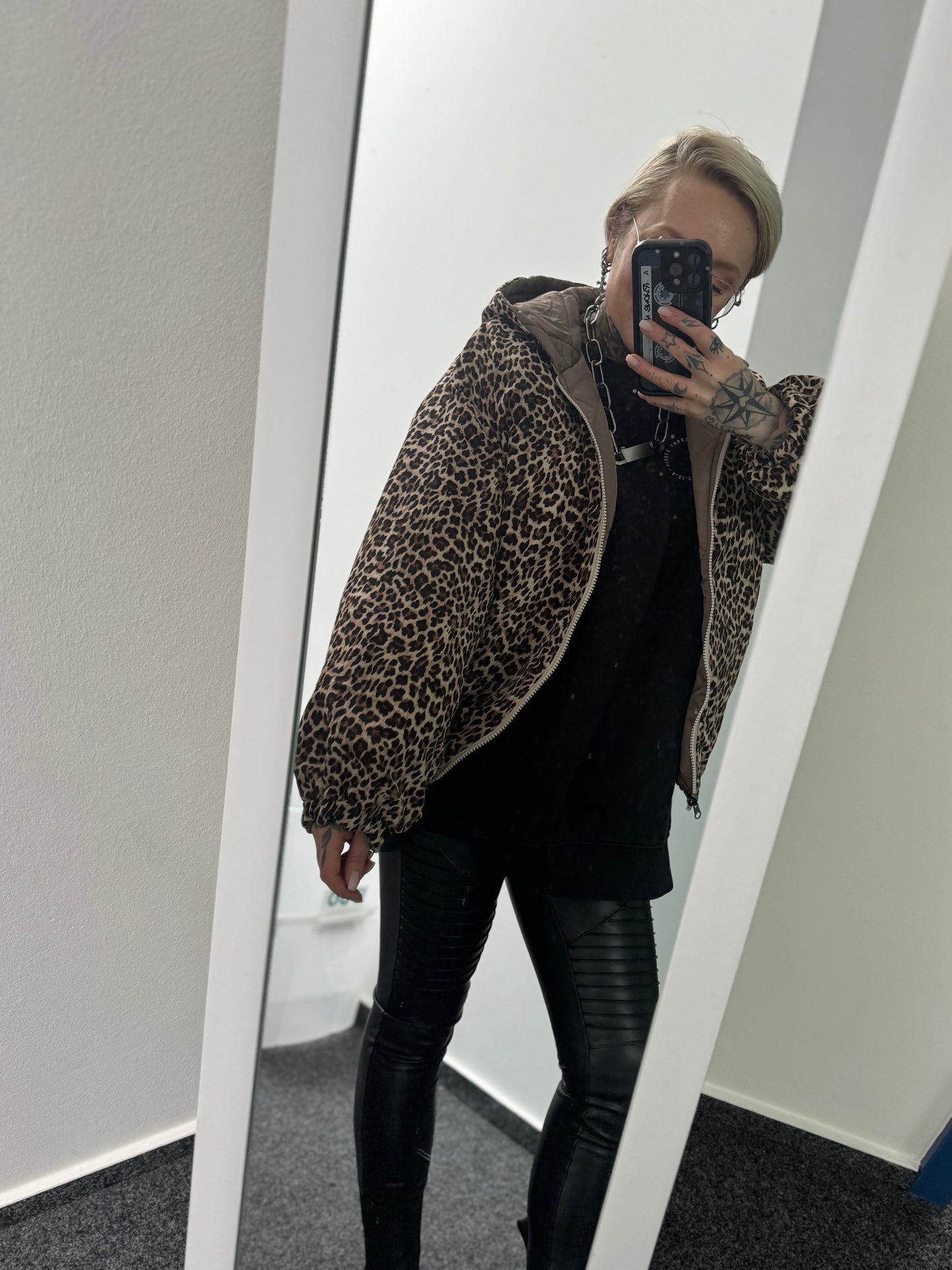 Oversize Wendejacke // DOUBLE TROUBLE