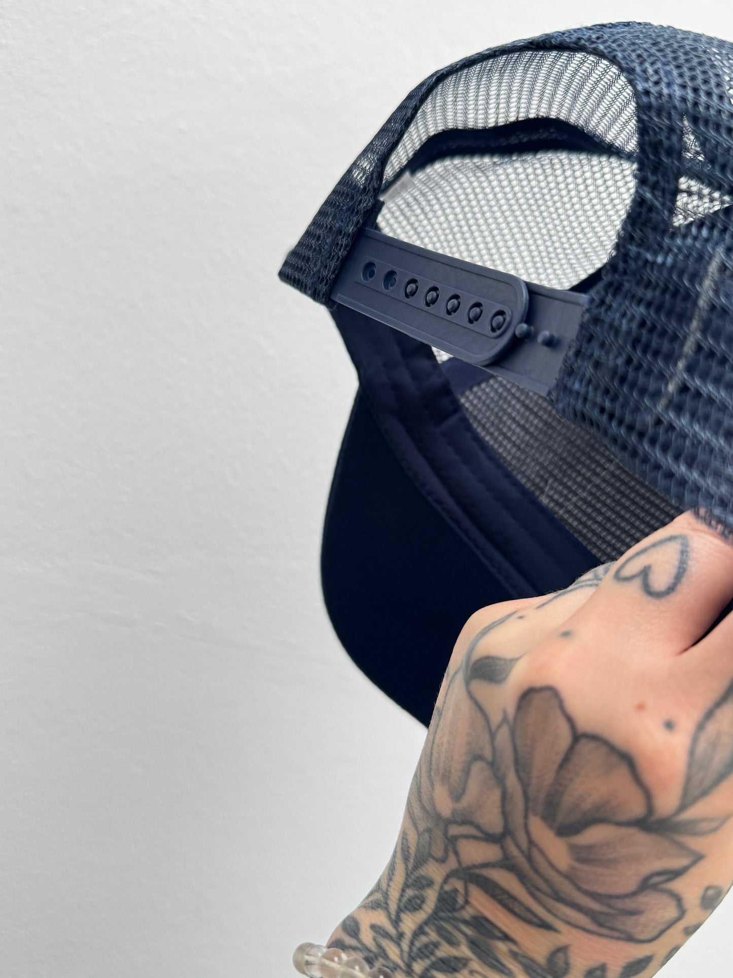 Cap // BLUE FXXX OFF