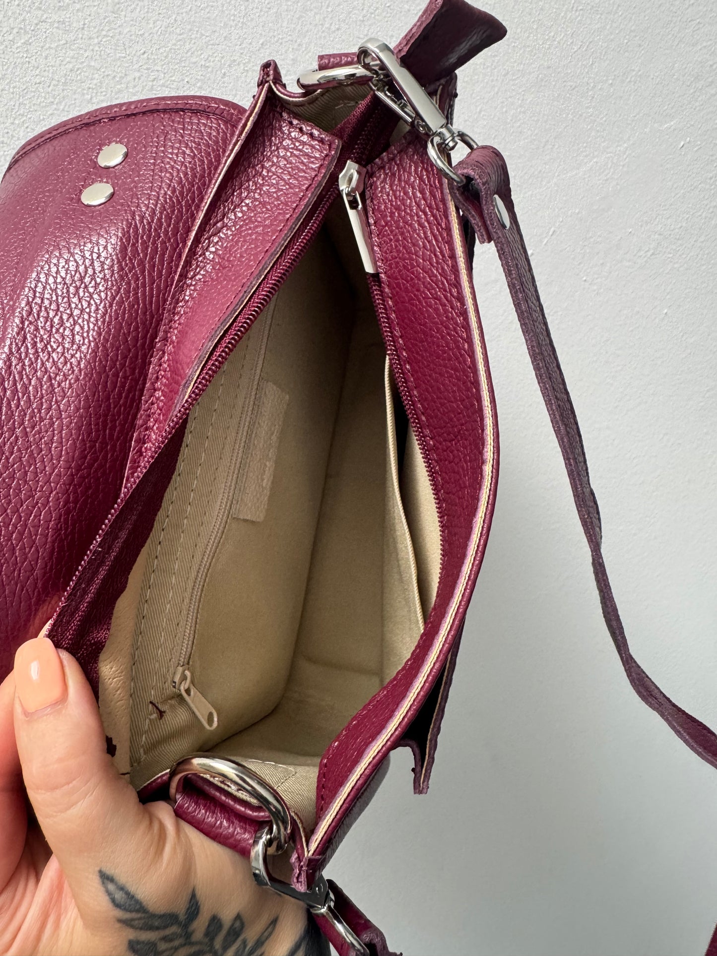Retro Crossbody Bag // AUTUMN BORDEAUX
