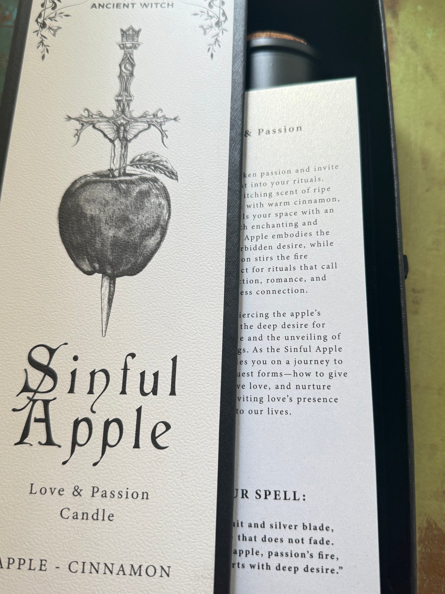 Hexenreinigungskerze // SINFUL APPLE