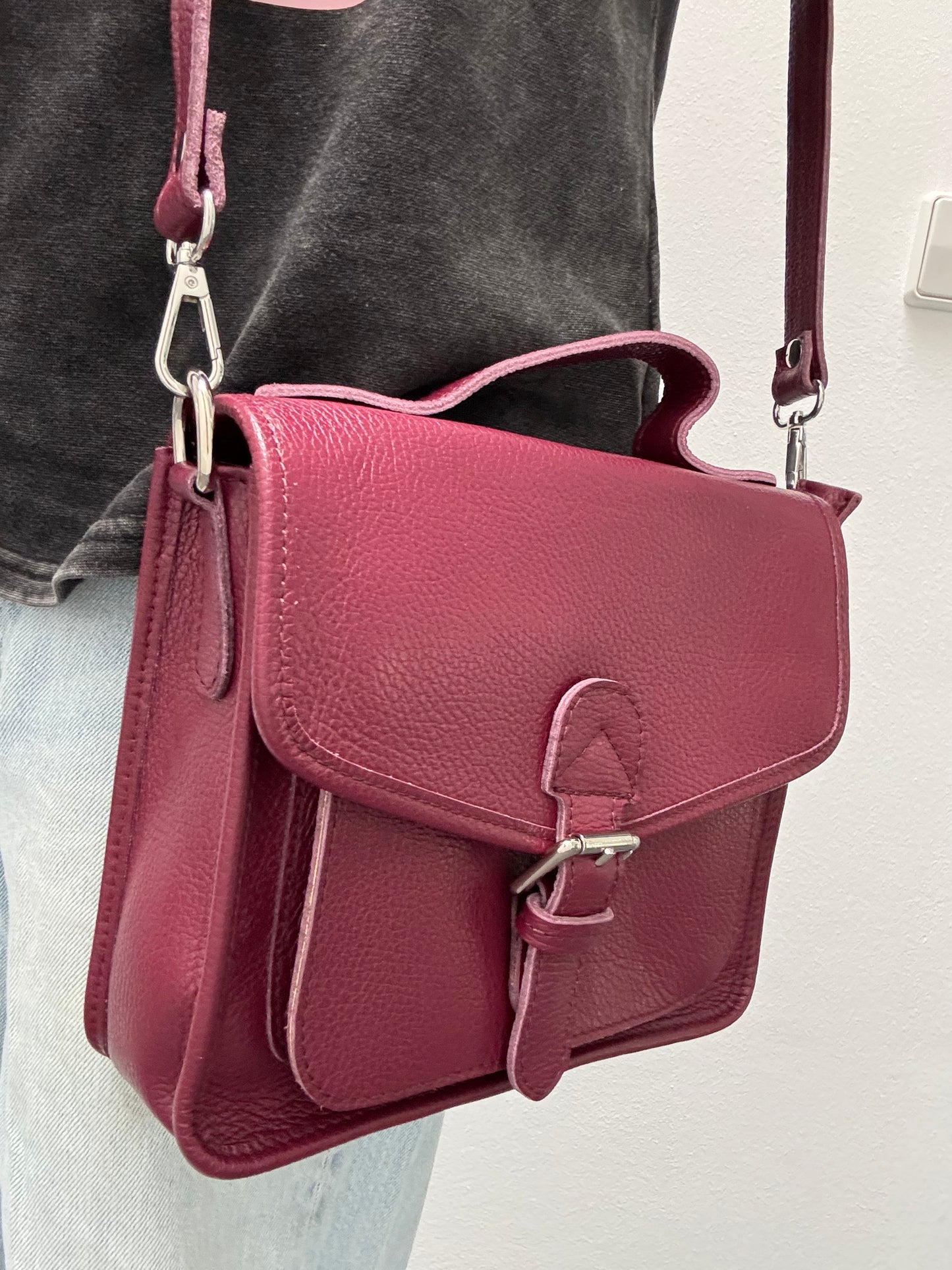 Retro Crossbody Bag // AUTUMN BORDEAUX