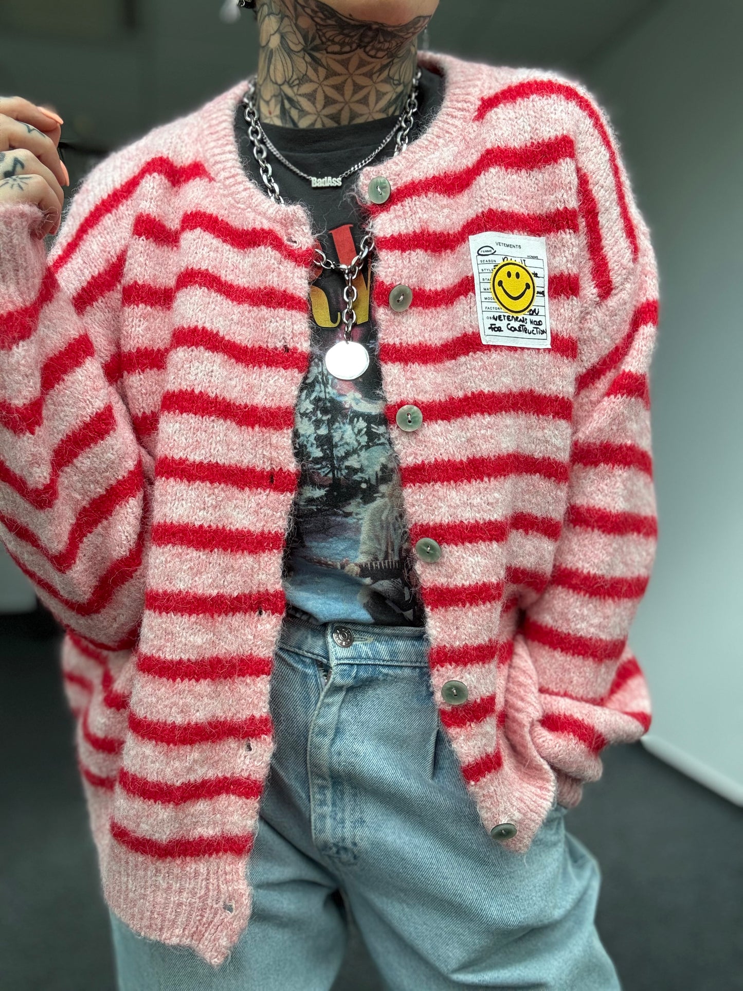 Strickjacke // SMILEY ROT