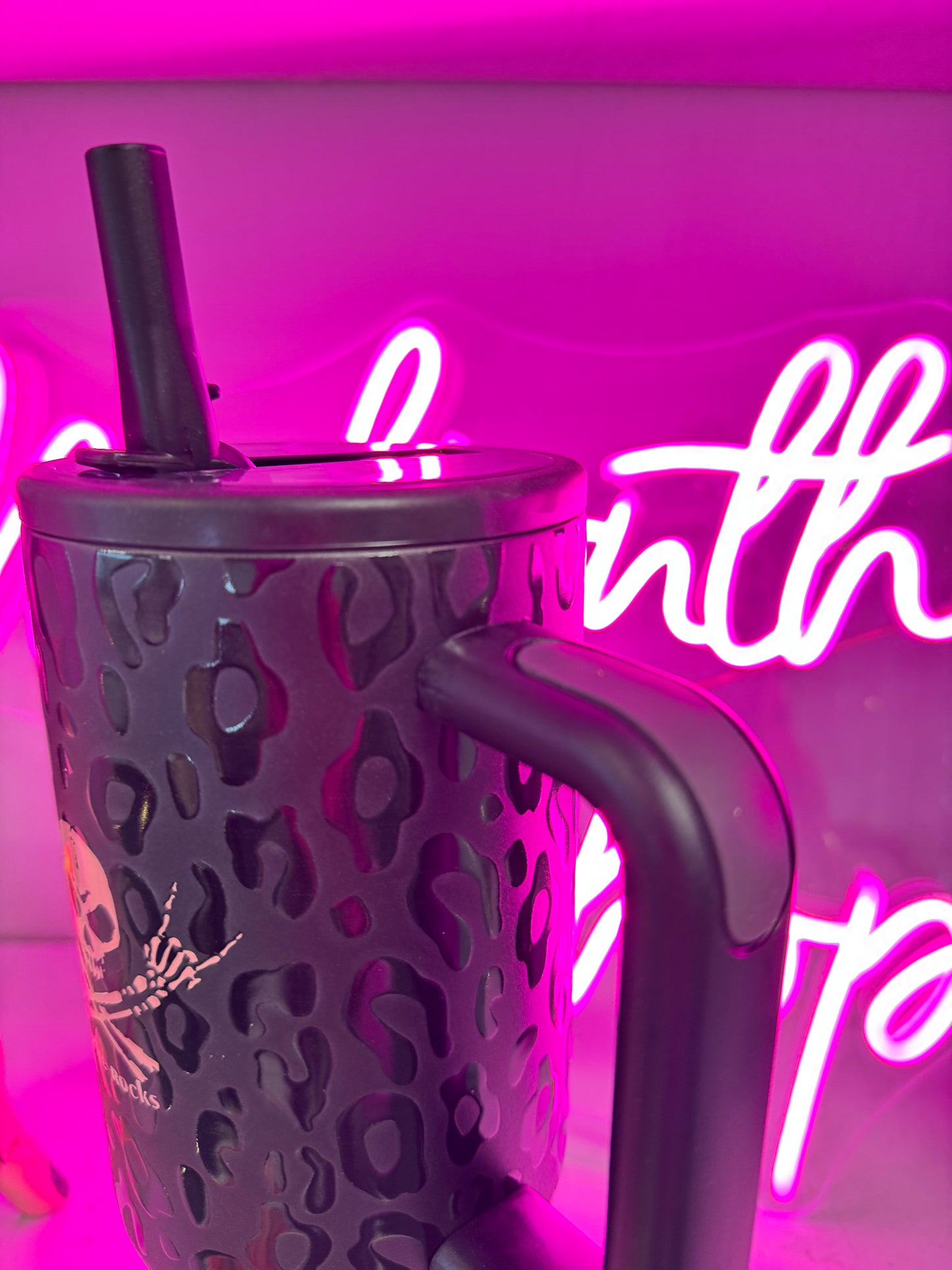 Big Mug "ONTHEROCKS" // LEO