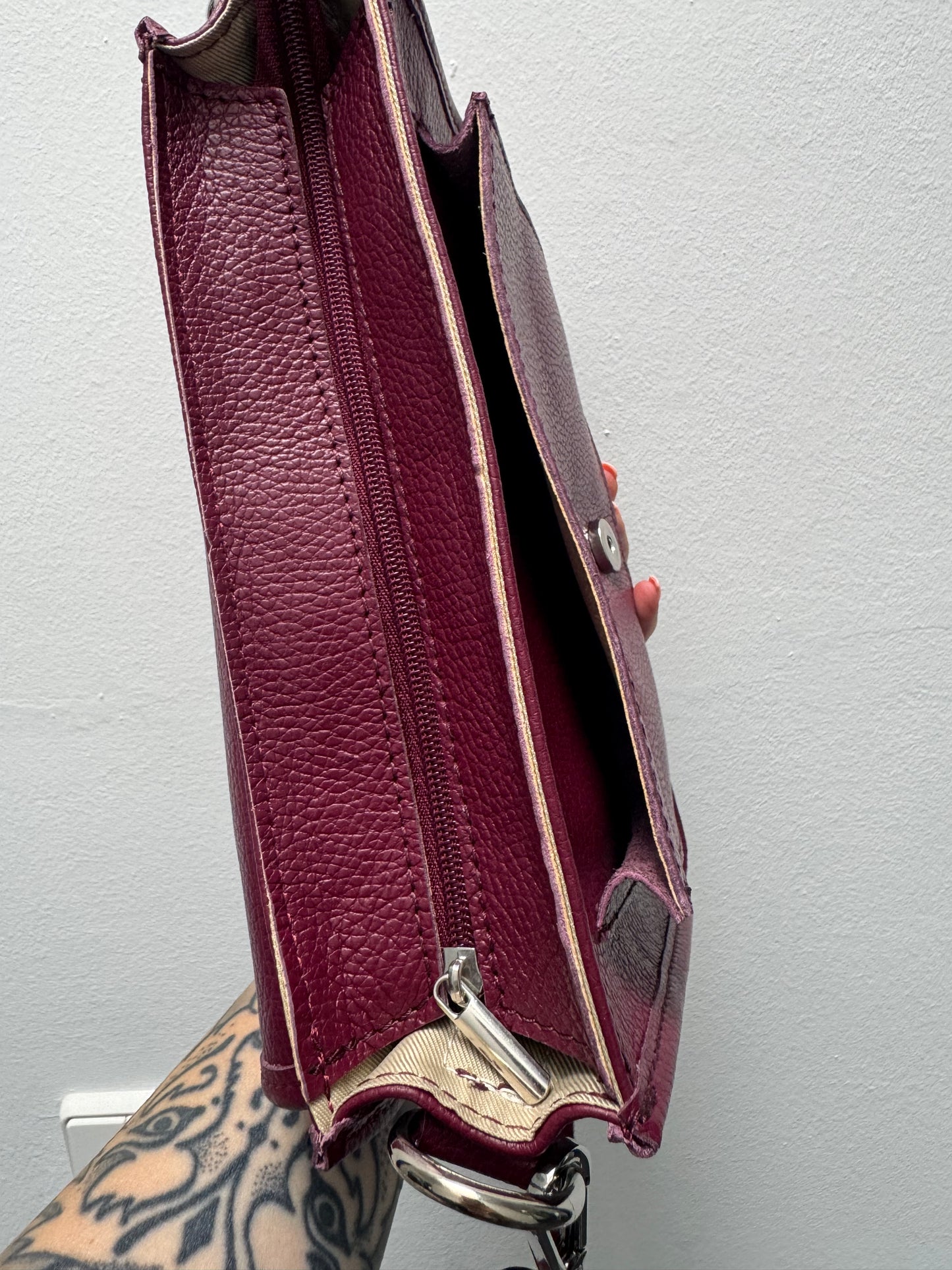 Retro Crossbody Bag // AUTUMN BORDEAUX