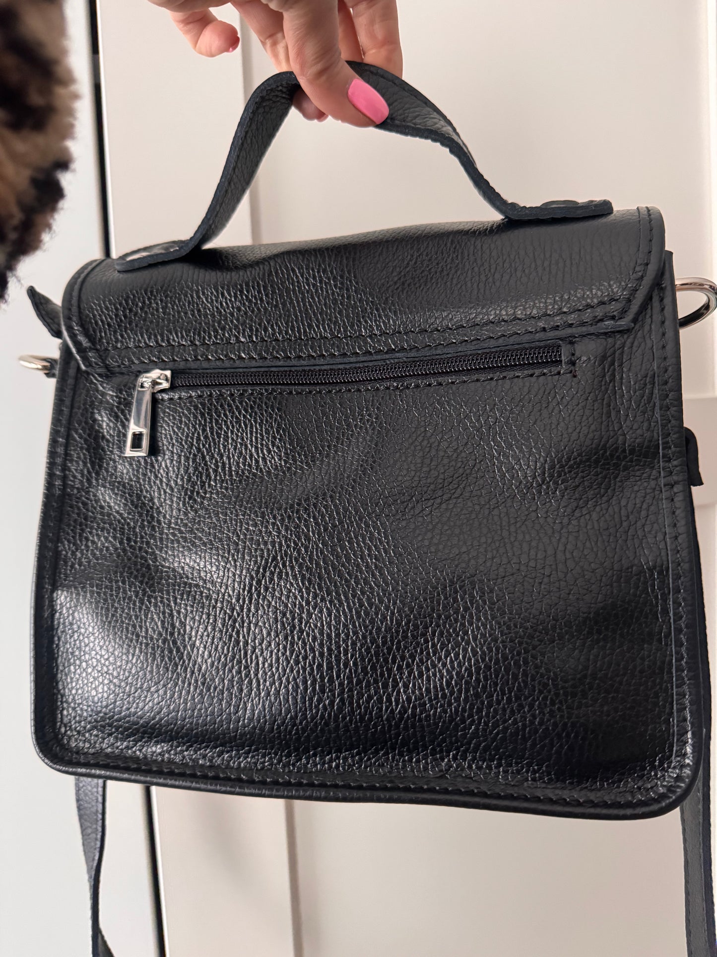 Retro Crossbody Bag // SCHWARZ