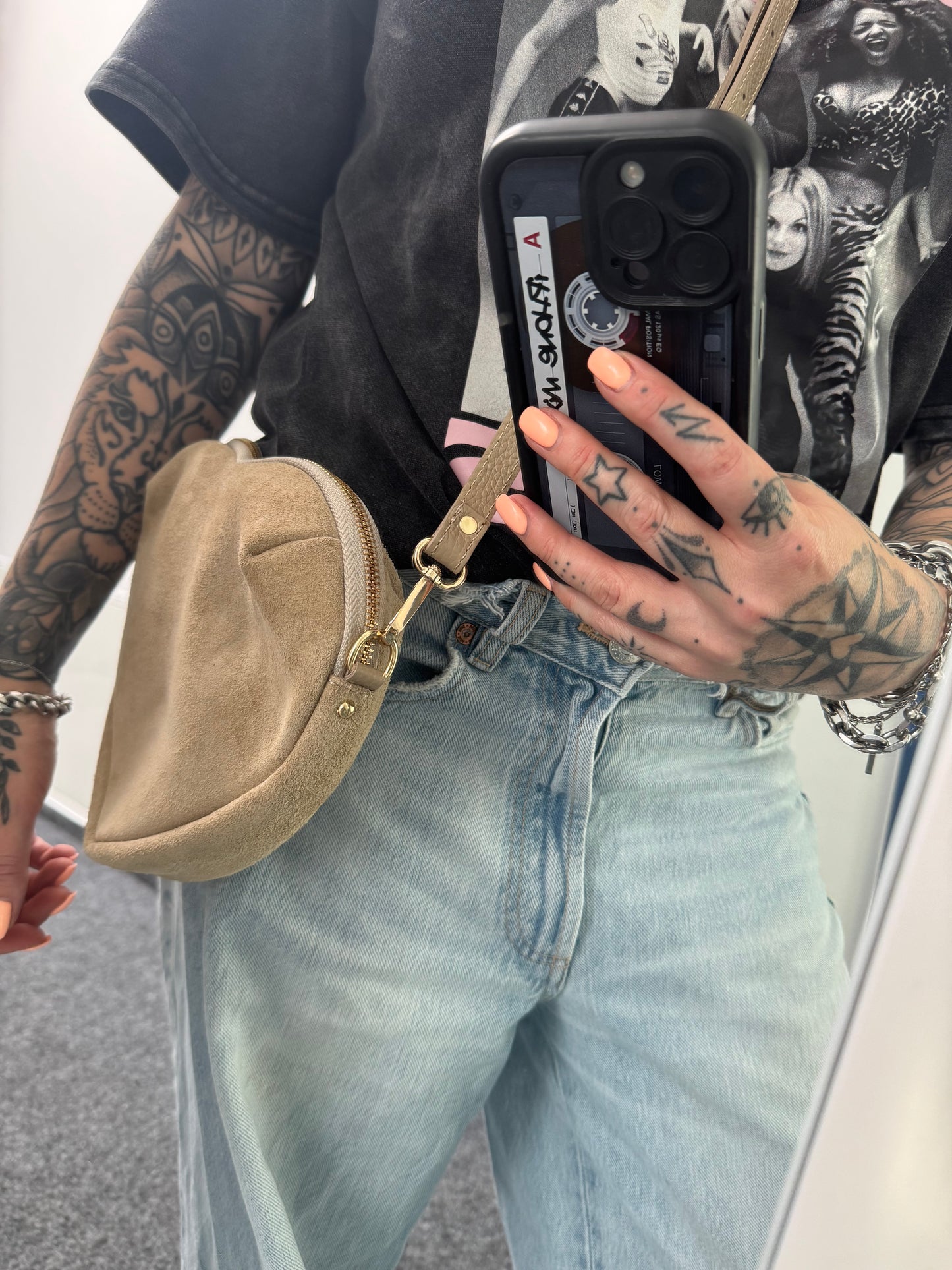 Crossbody Bag // HEART SAND