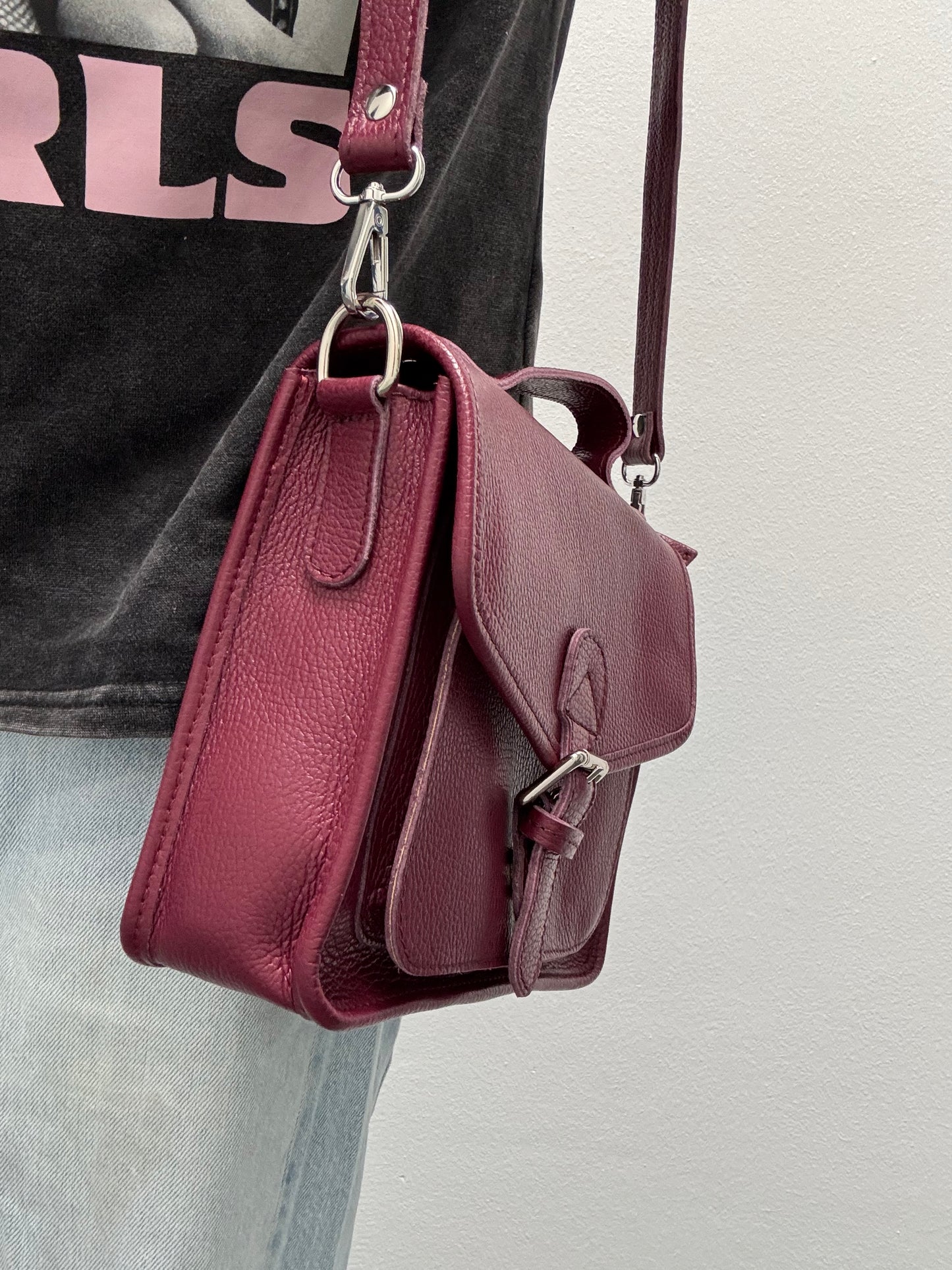 Retro Crossbody Bag // AUTUMN BORDEAUX