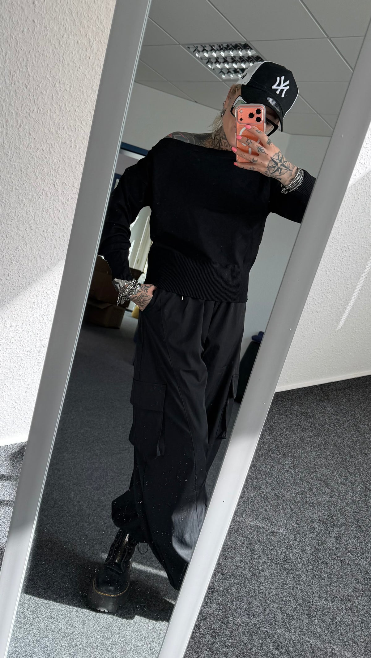 Feinstrickpulli // BERLIN