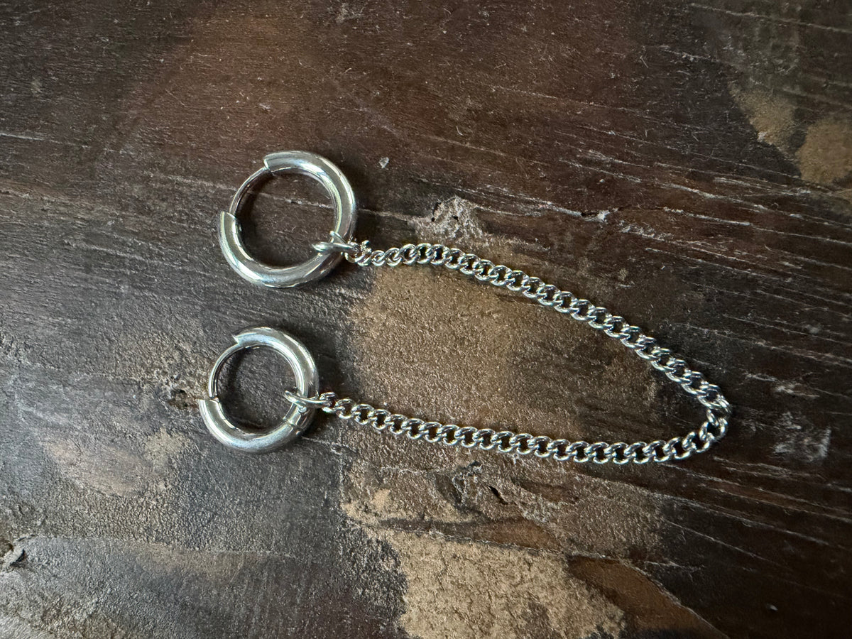 Ohrring // TWIN CHAIN