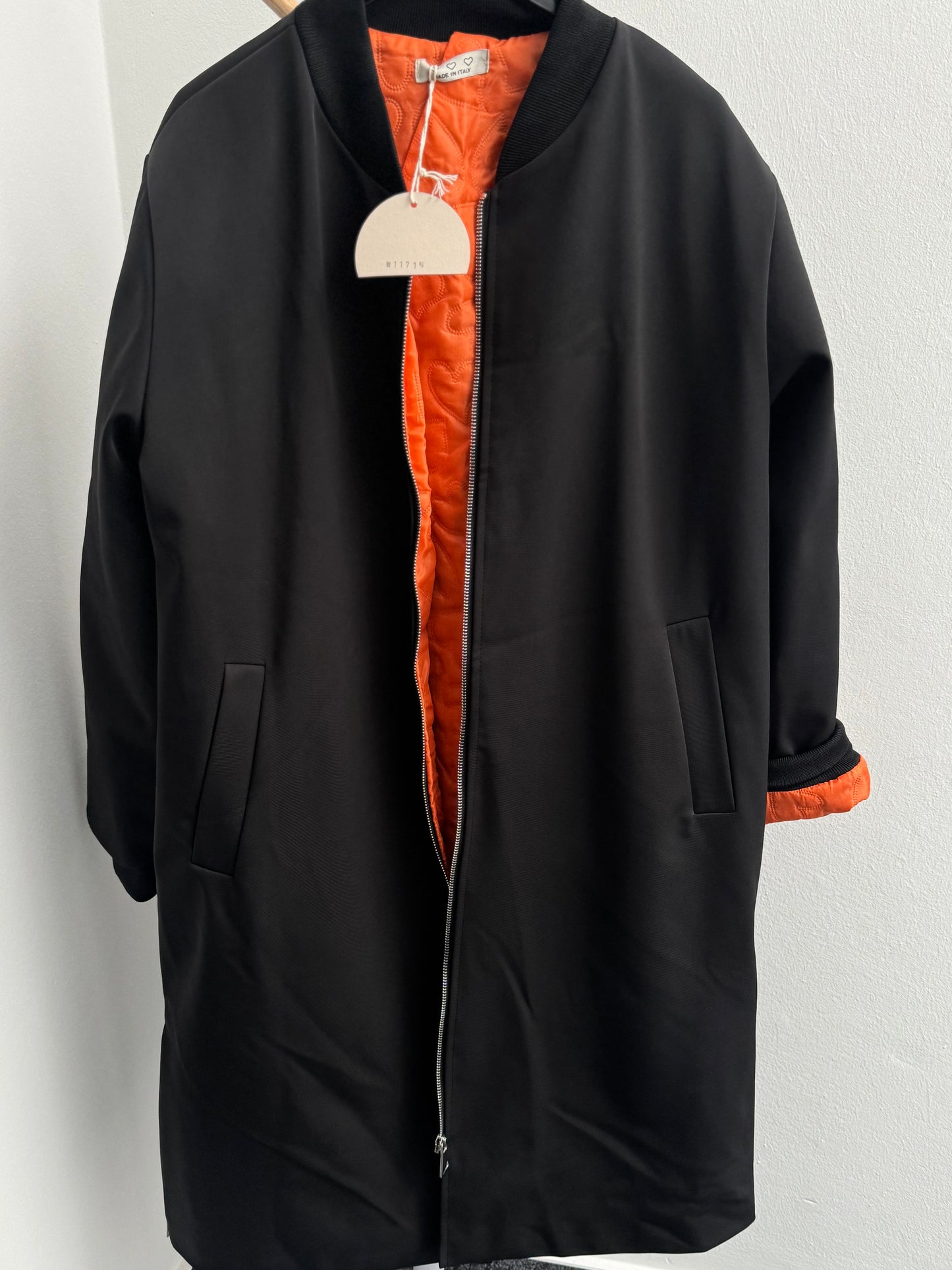 Mantel  // BOMBERSTYLE BLACK ORANGE 2.0