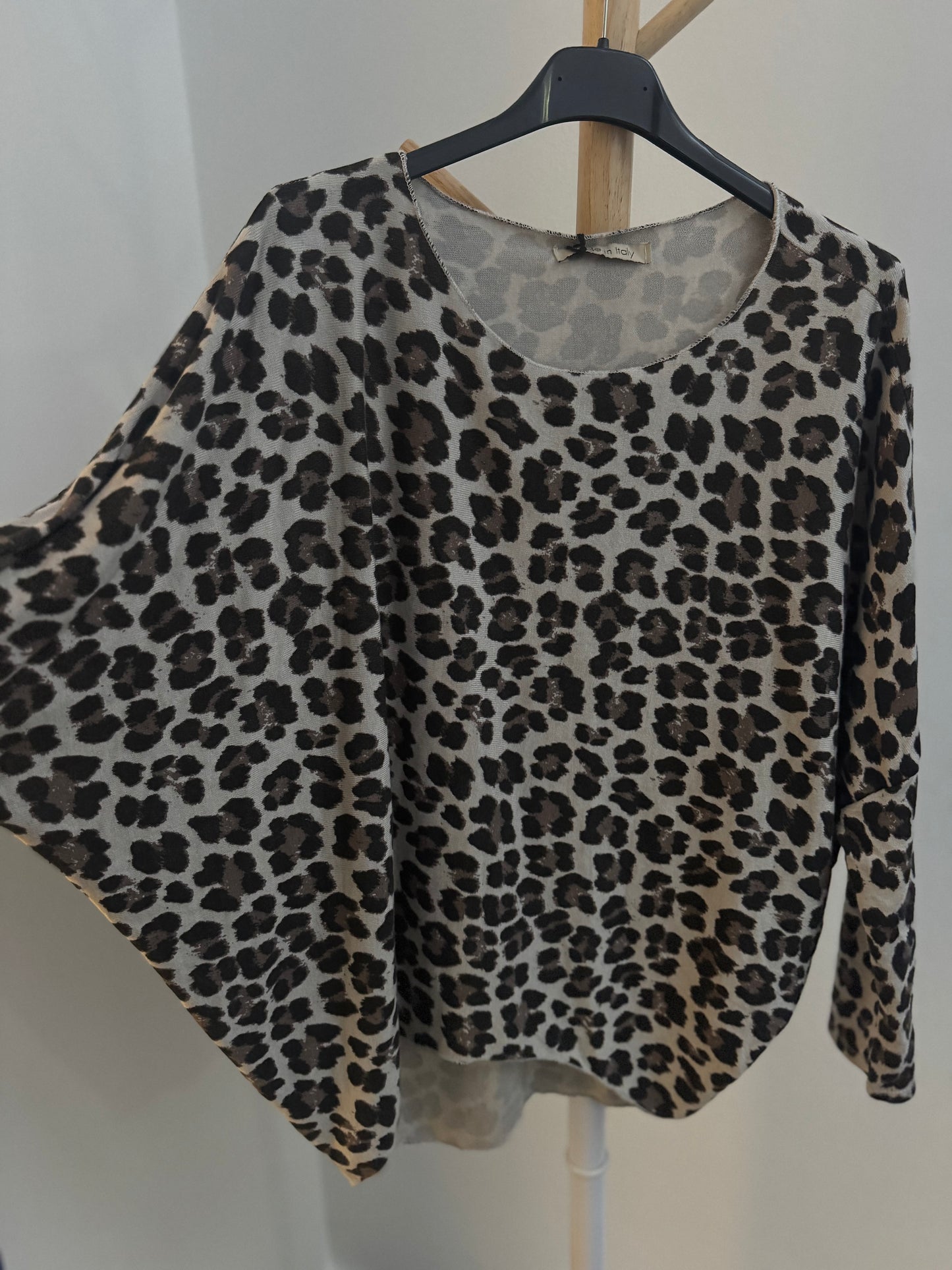 Basic Langarm // LEO BEIGE