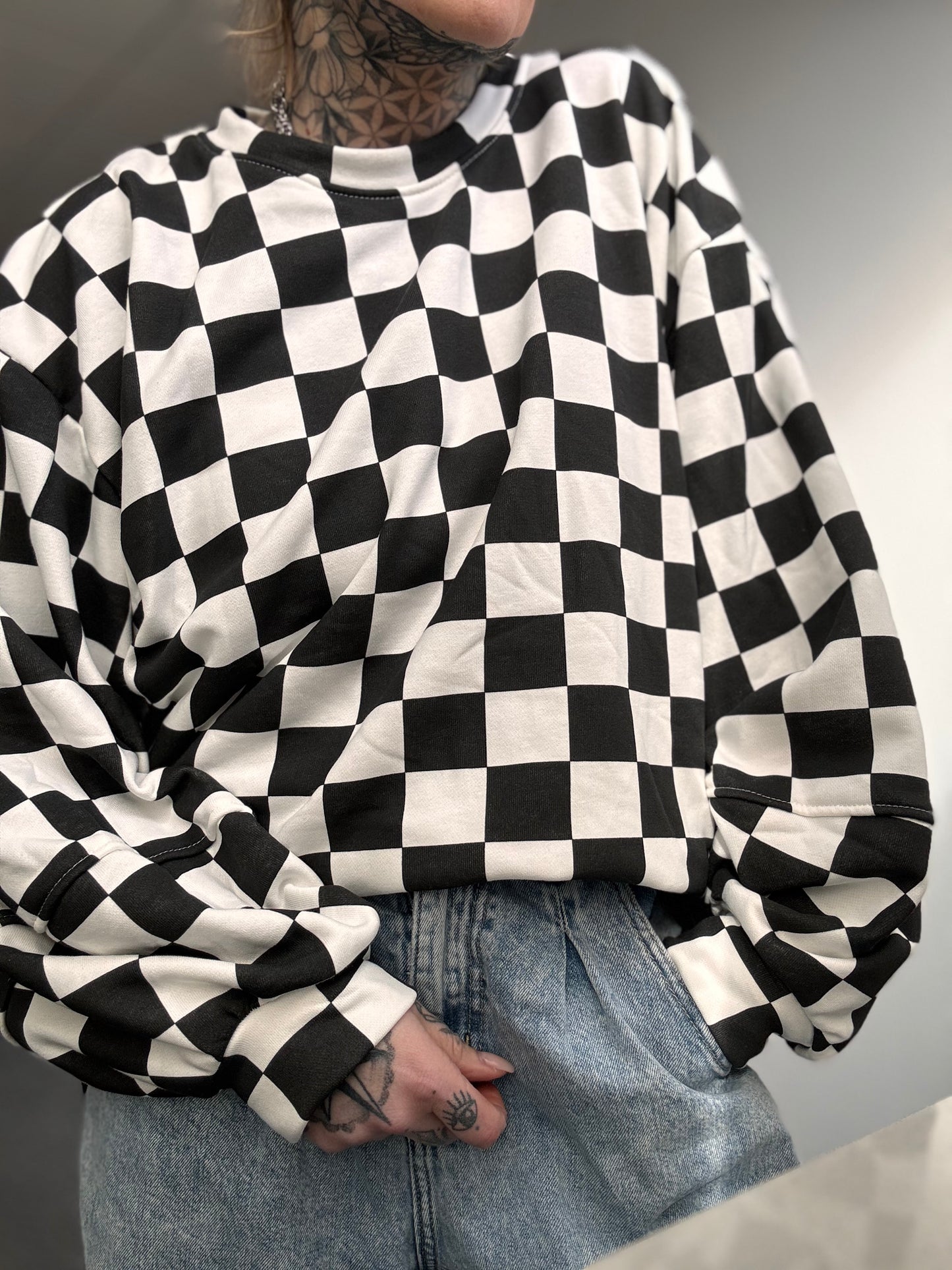 SWEATER // SCHACHBRETT SCHWARZ WEISS