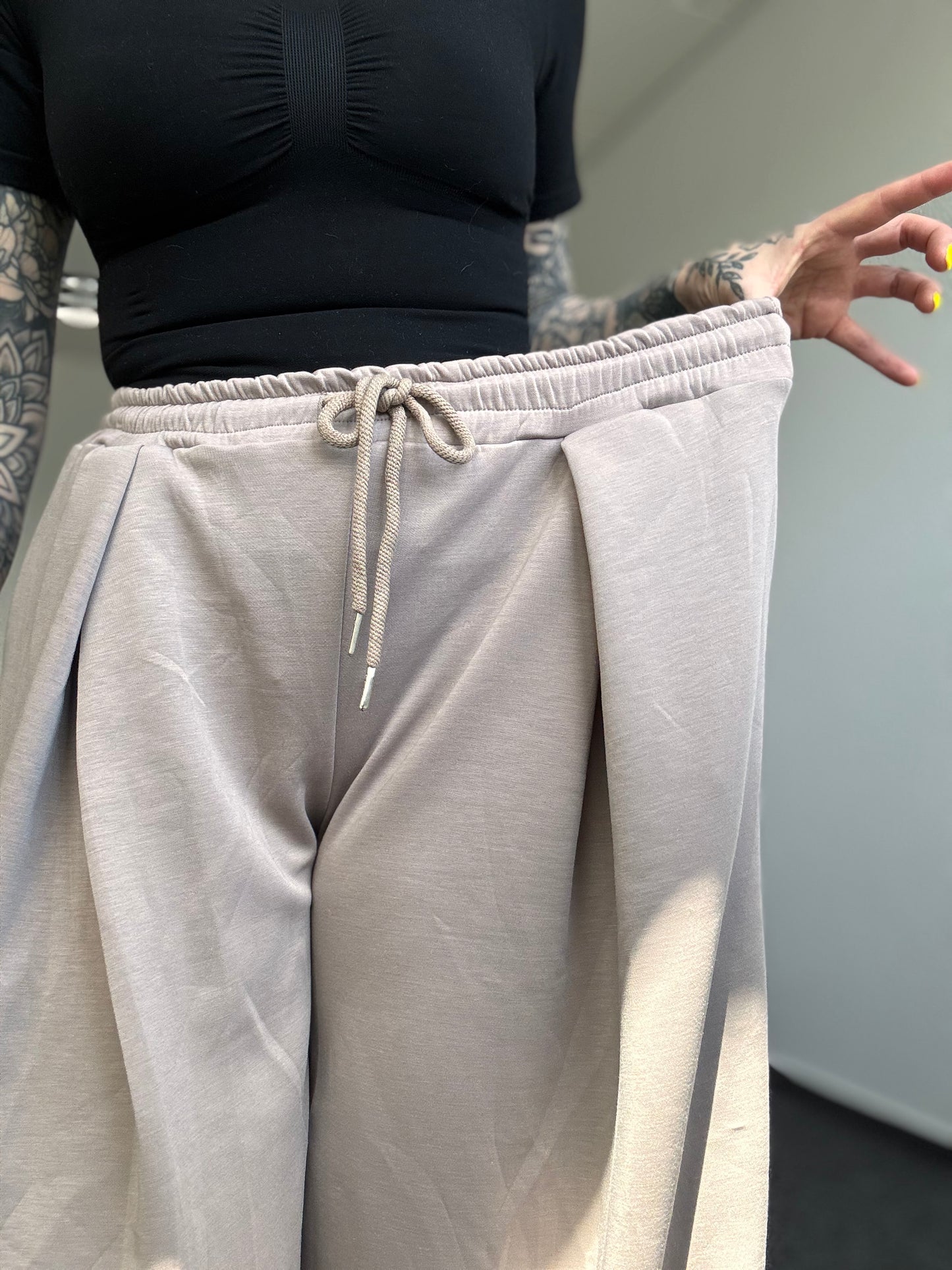 Premium Baggy Jogger // HELLES TAUPE