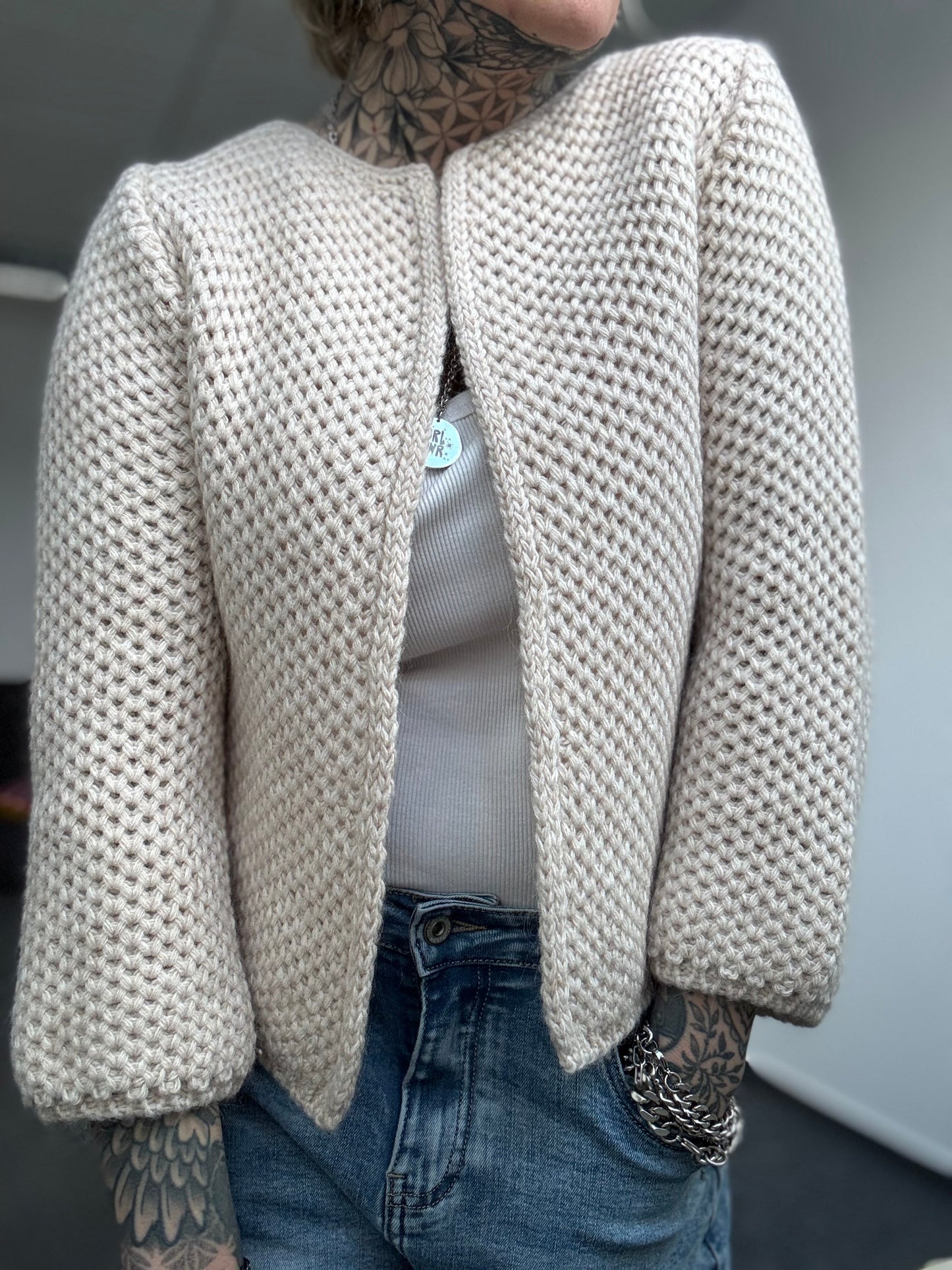 Strickjacke // VANILLA