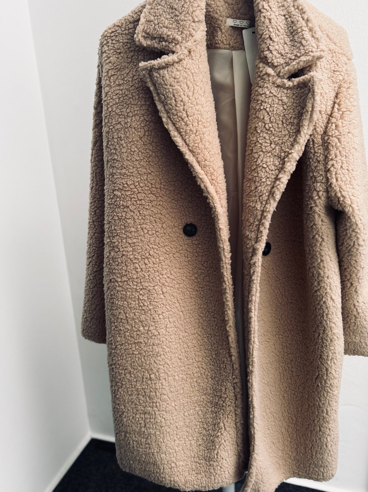Mantel  // COZY TEDDY