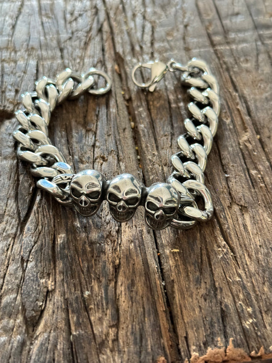Armband // 3 von der Tanke