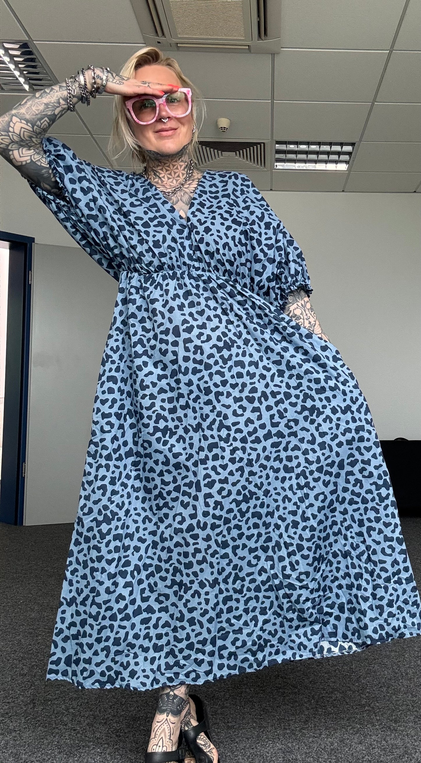 Baumwollkleid  // LEO BLAU