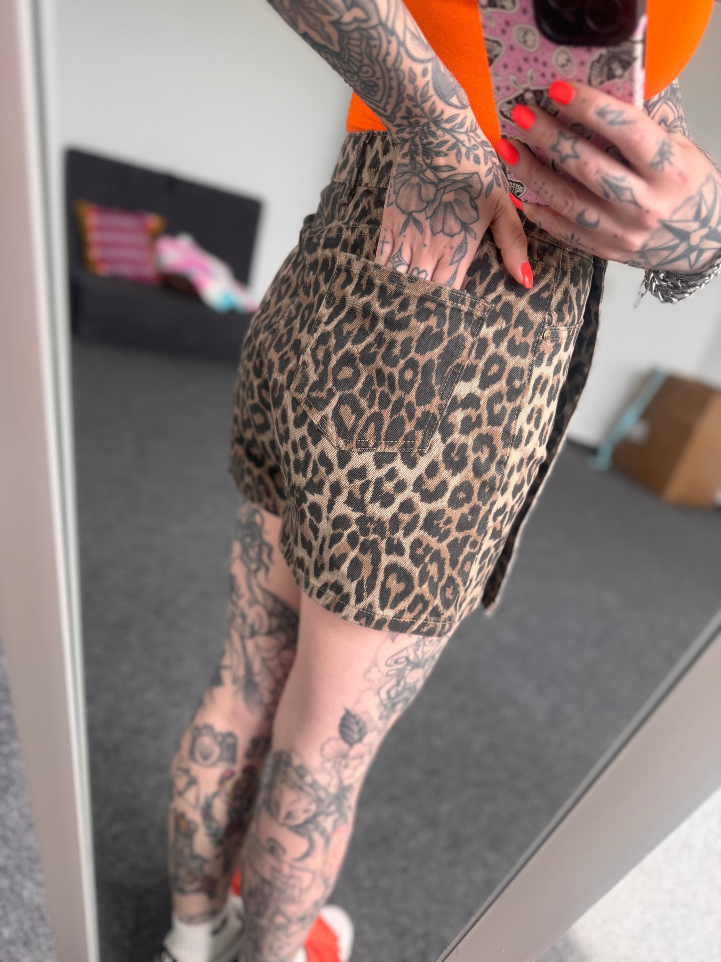 Shorts Rock // LEO