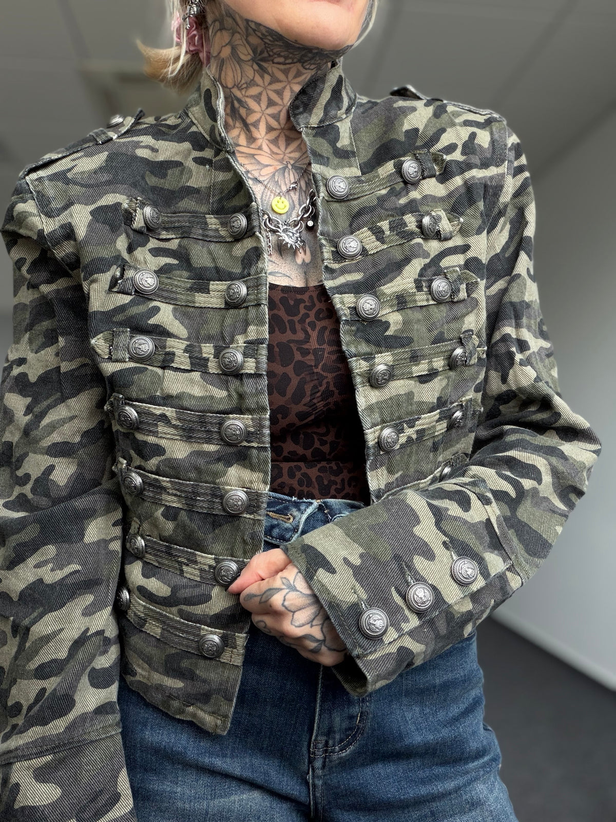 Kurzjacke // CAMOUFLAGE JEANS