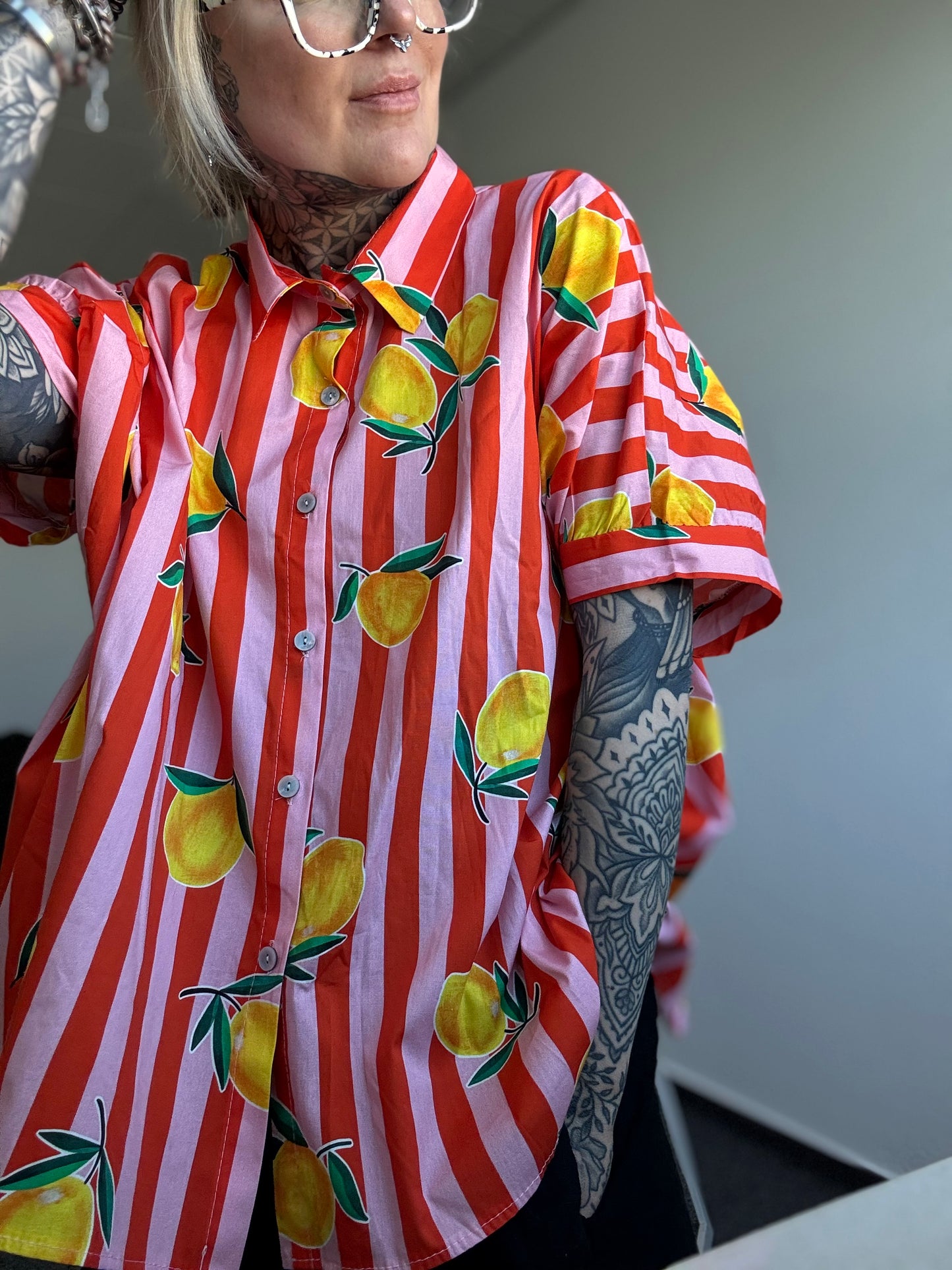 Oversize Bluse // LEMON