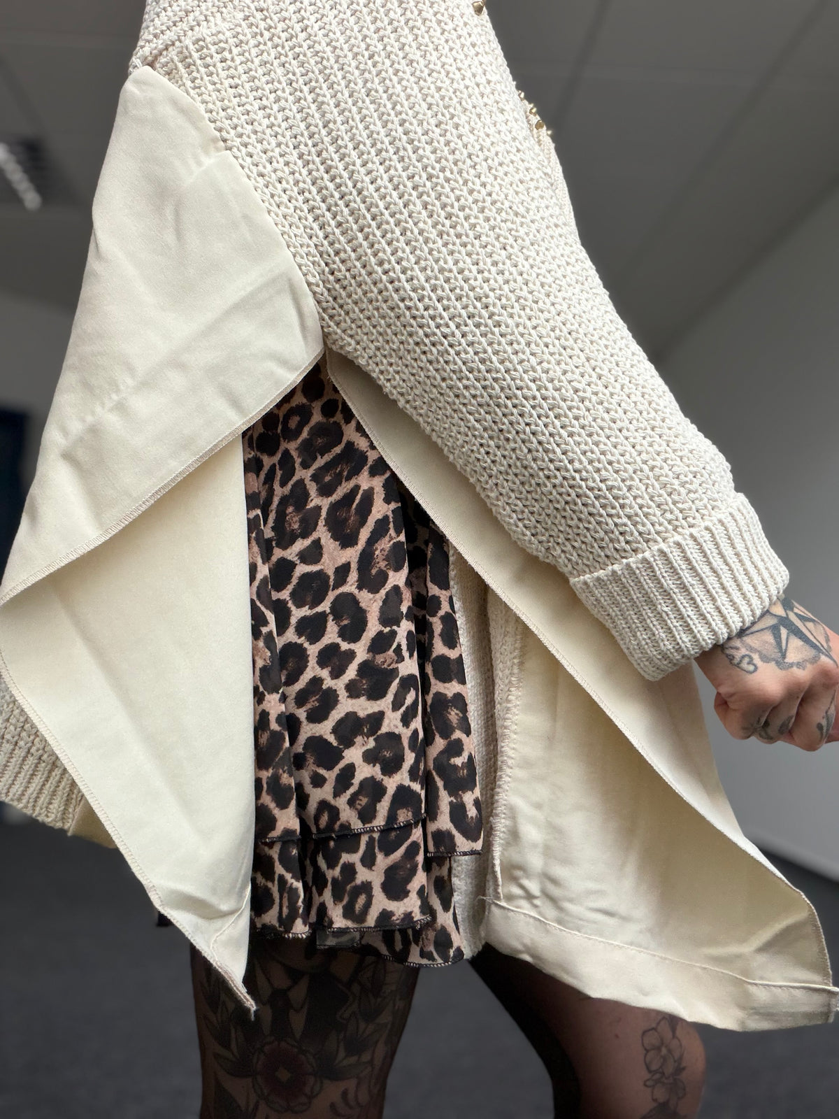 Oversize Strickjacke // Nieten