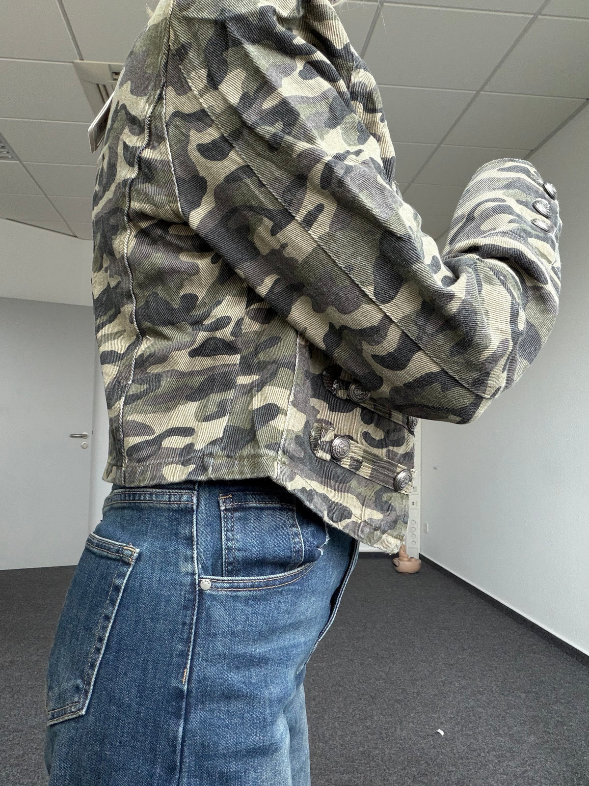 Kurzjacke // CAMOUFLAGE JEANS