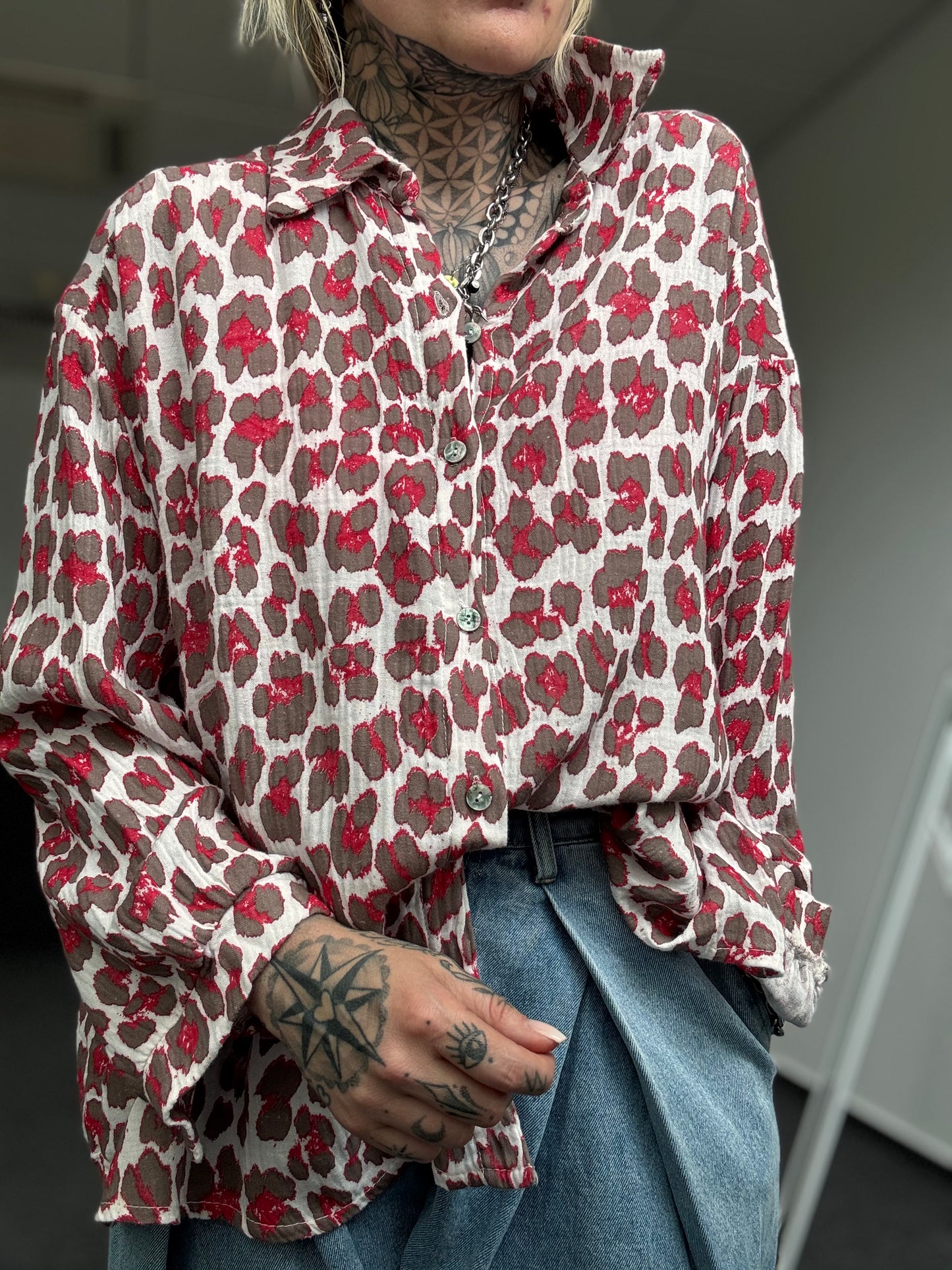 Musselin Oversize Bluse langarm //  LEO ROT BRAUN