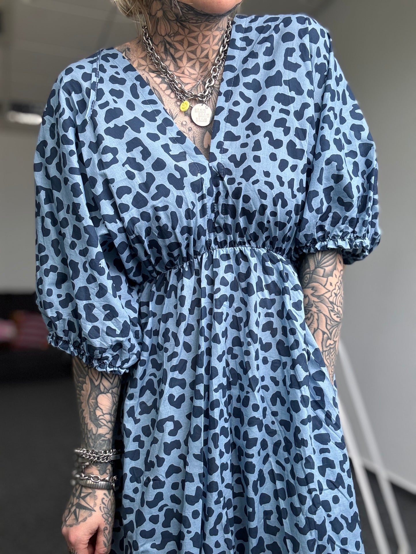 Baumwollkleid  // LEO BLAU