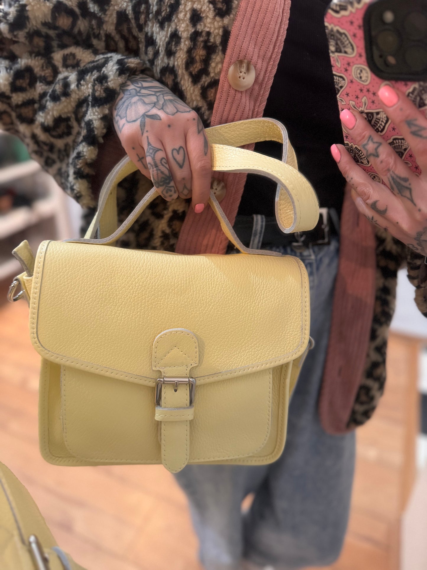 Retro Crossbody Bag // PASTELLGELB