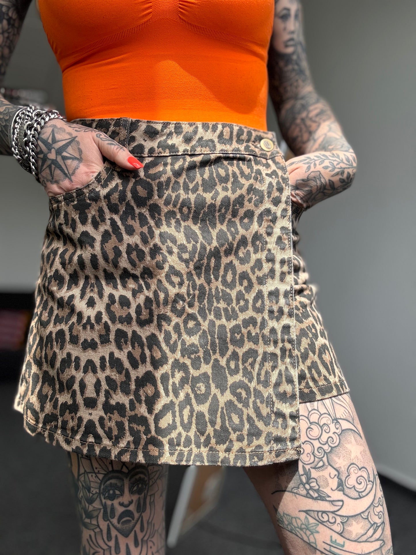 Shorts Rock // LEO