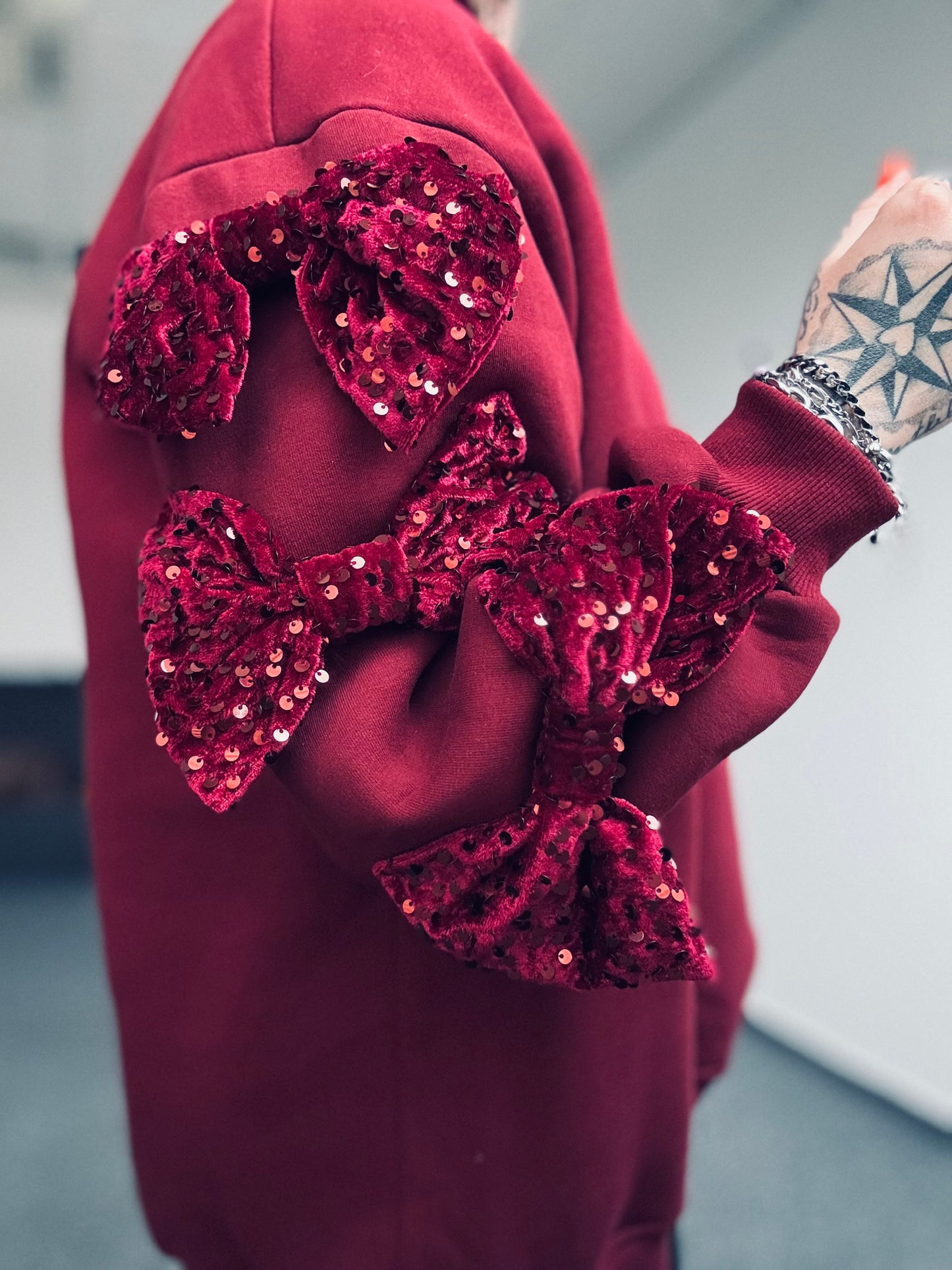 Sweater // WINTER BOW BORDEAUX