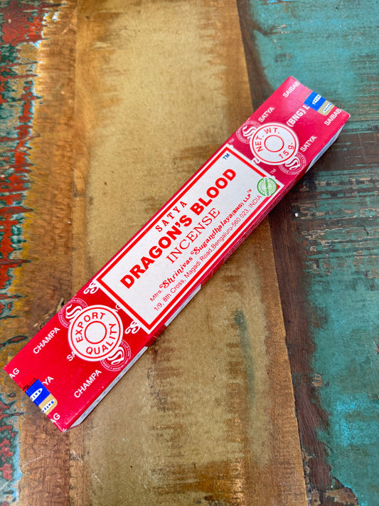Räucherstäbchen // DRAGON‘S BLOOD