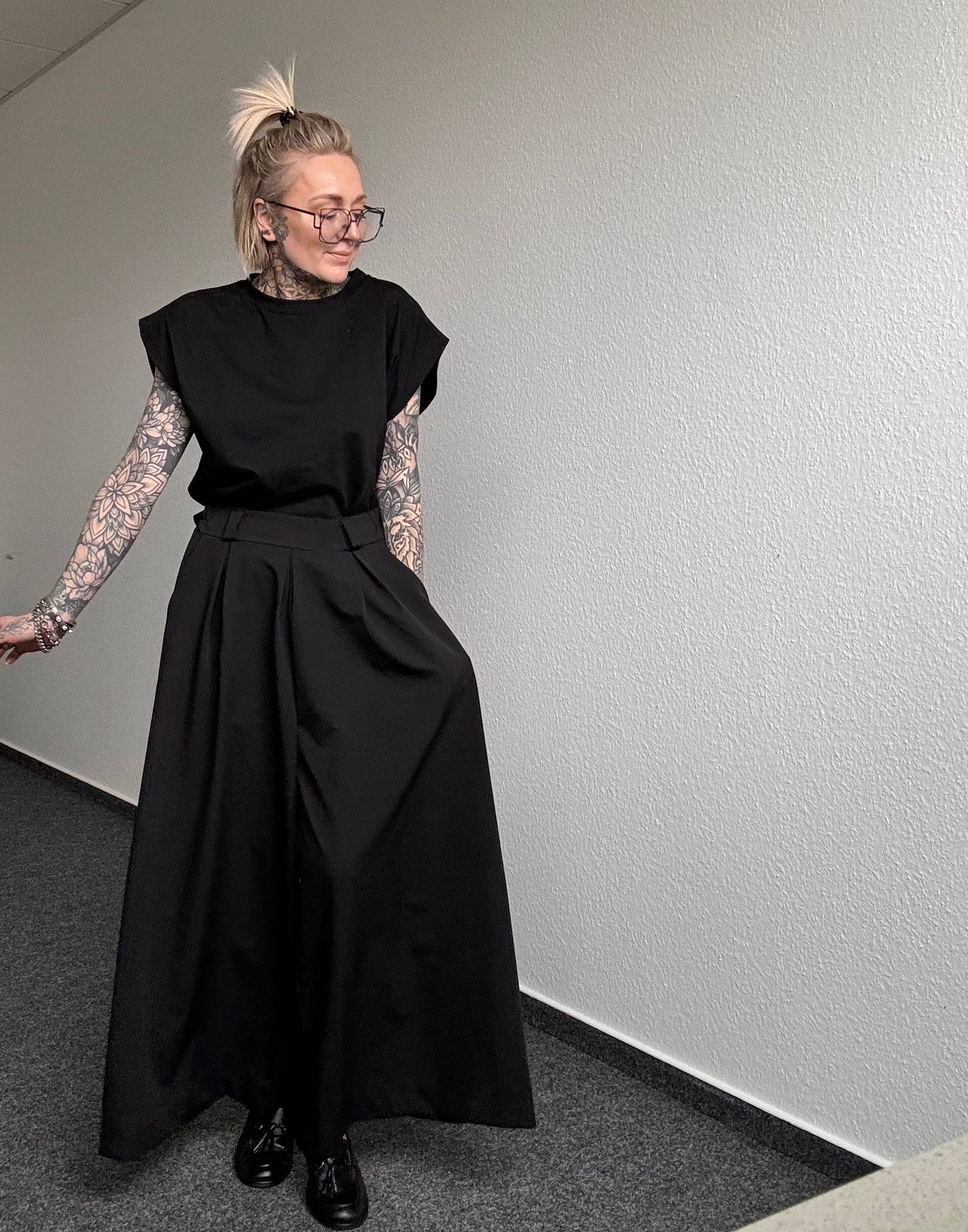 Basic Oversize Shirt // BLACK IS MY FAV COLOR
