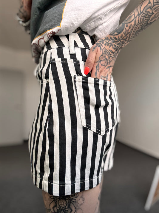 Jeans Shorts // STRIPES