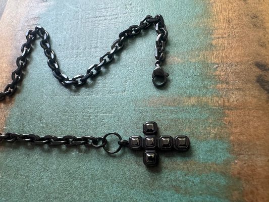 Kette // BLACK MADONNA