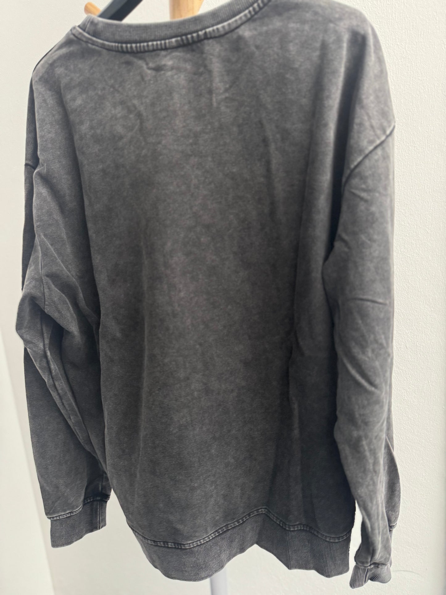 Sweater // MUSIC CITY