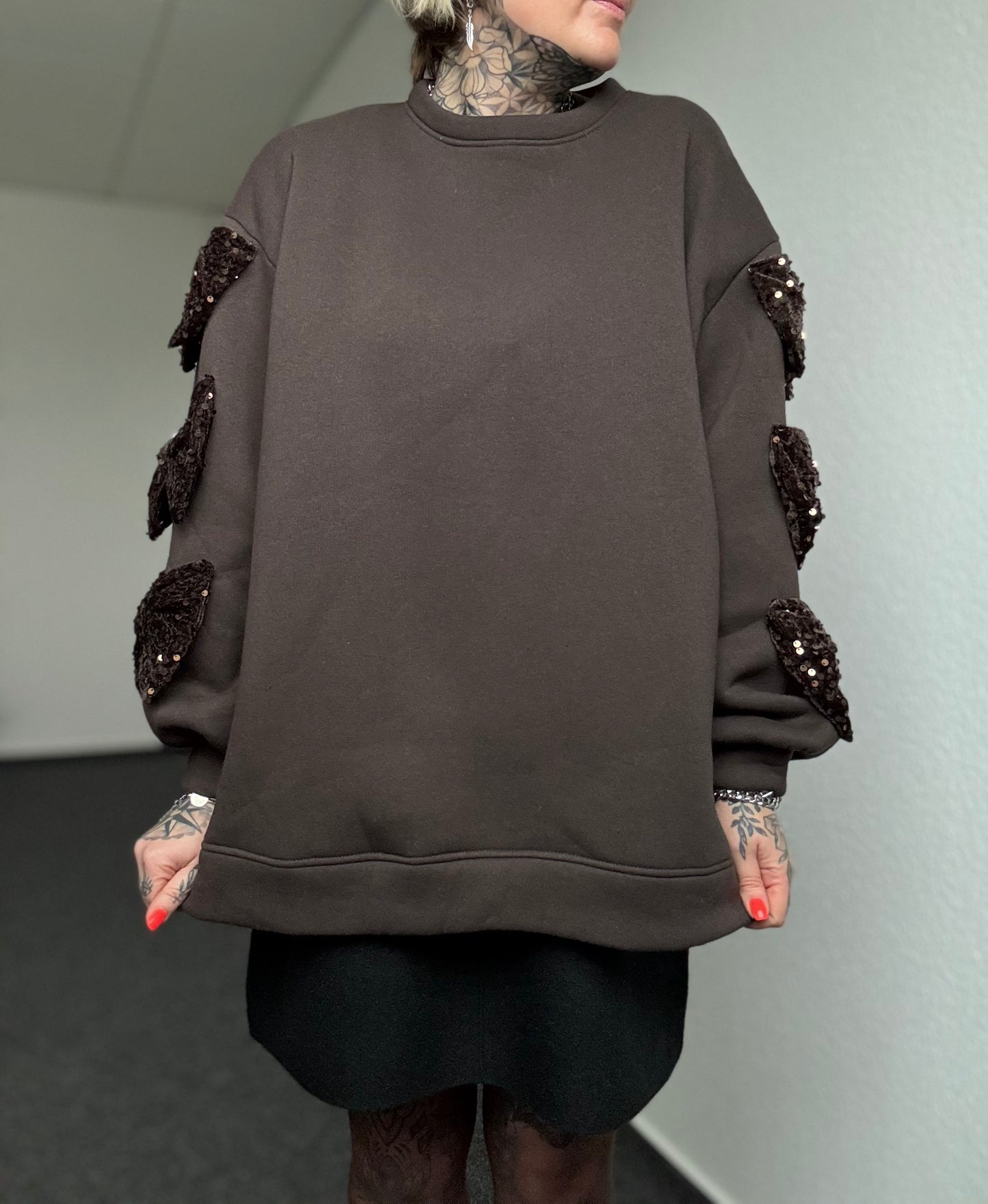 Sweater // WINTER BOW DARK BROWN