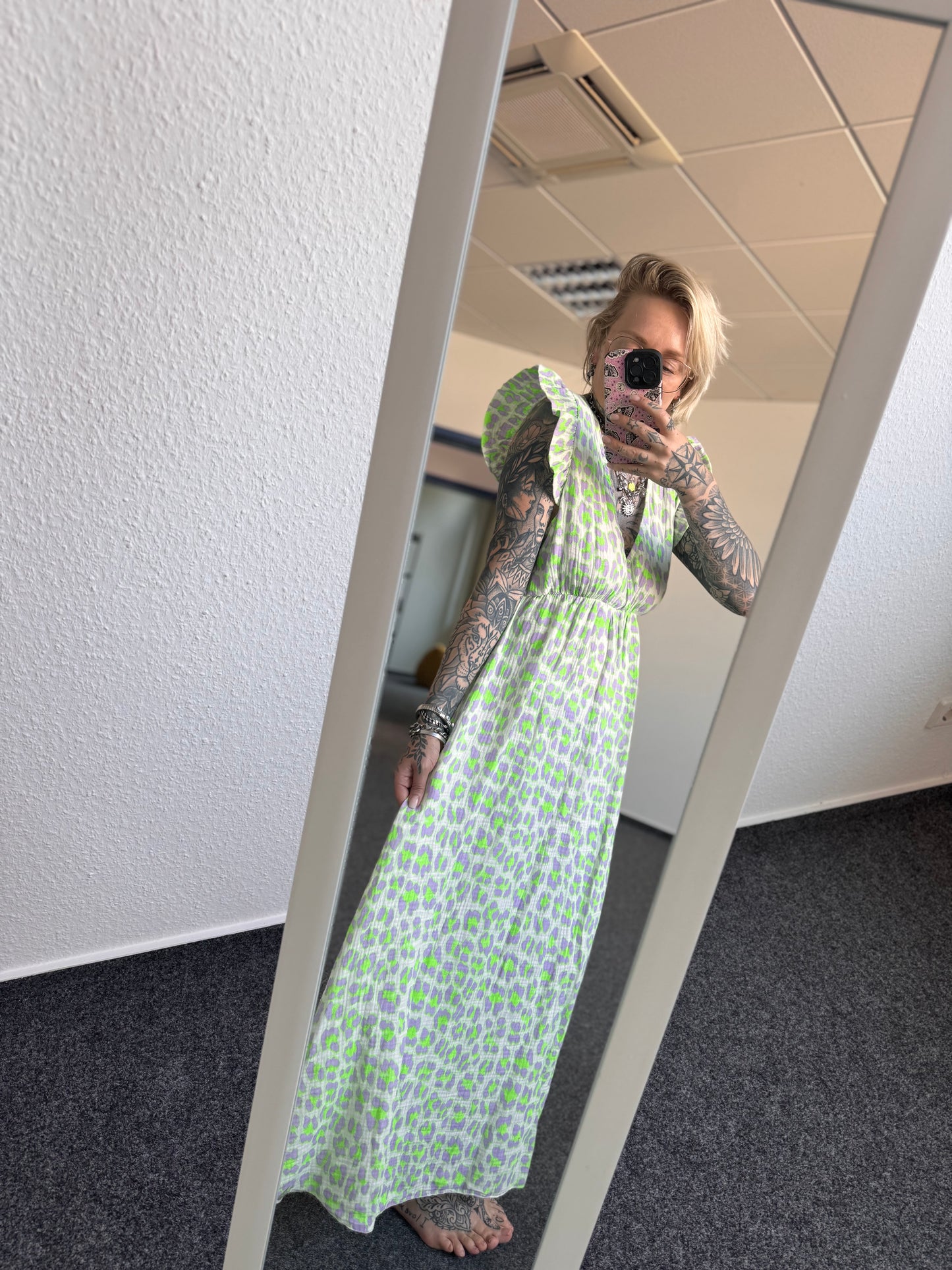Musselinkleid  // LEO LAVENDEL GREEN