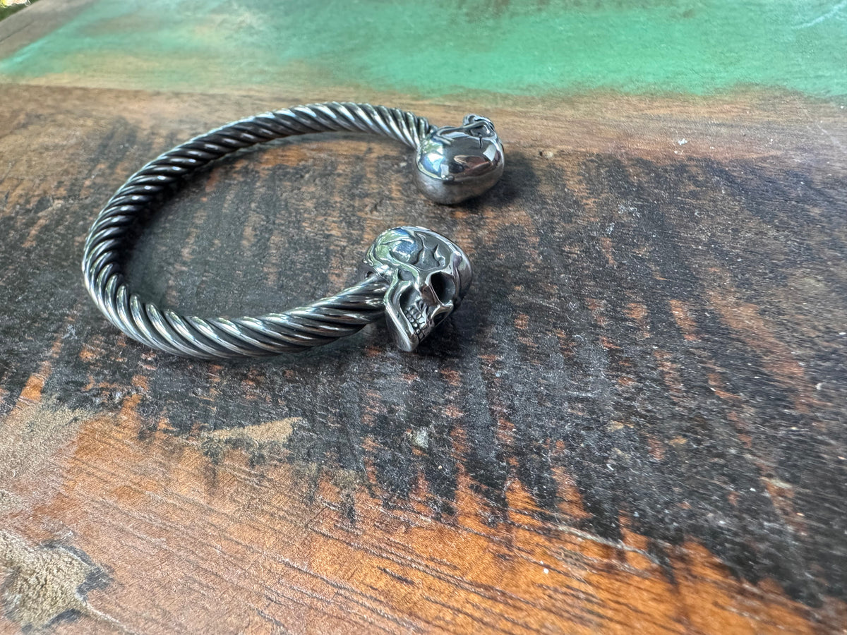 Armreif // SKULL