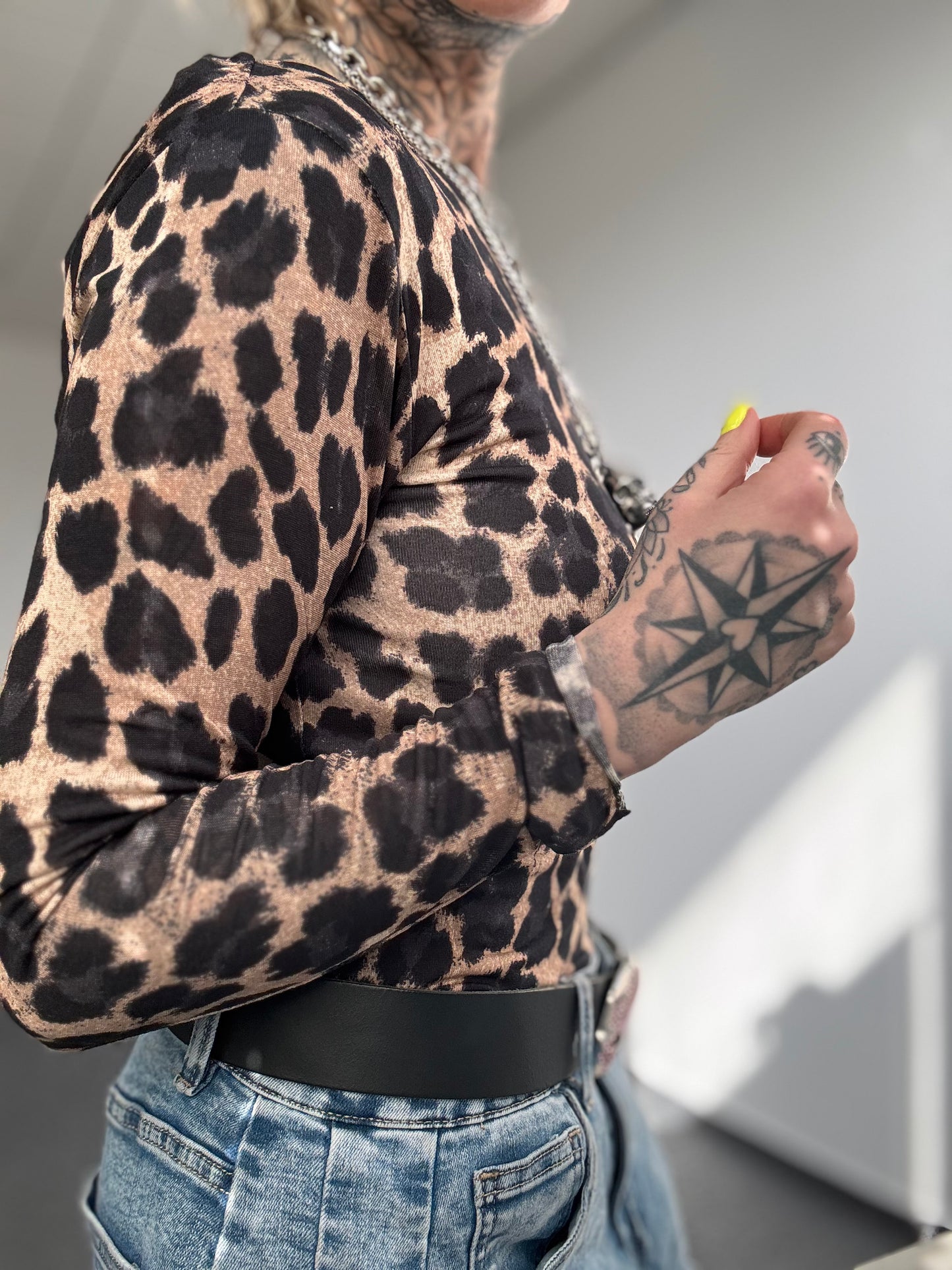 Langarm // LEO BROWN BEIGE CASHMERE