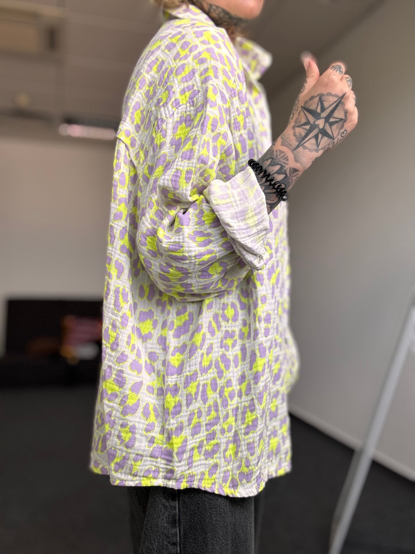 Musselin Oversize Bluse langarm //  LEO FLIEDER GELB
