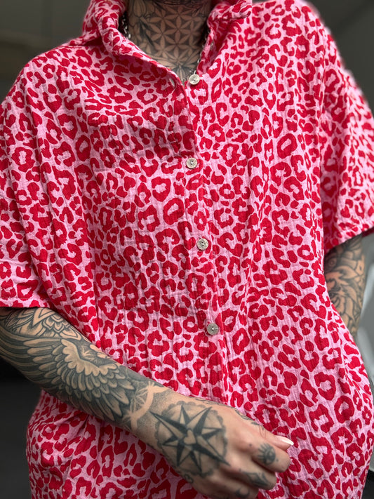 Musselin Oversize Bluse kurzarm //  LEO ROT