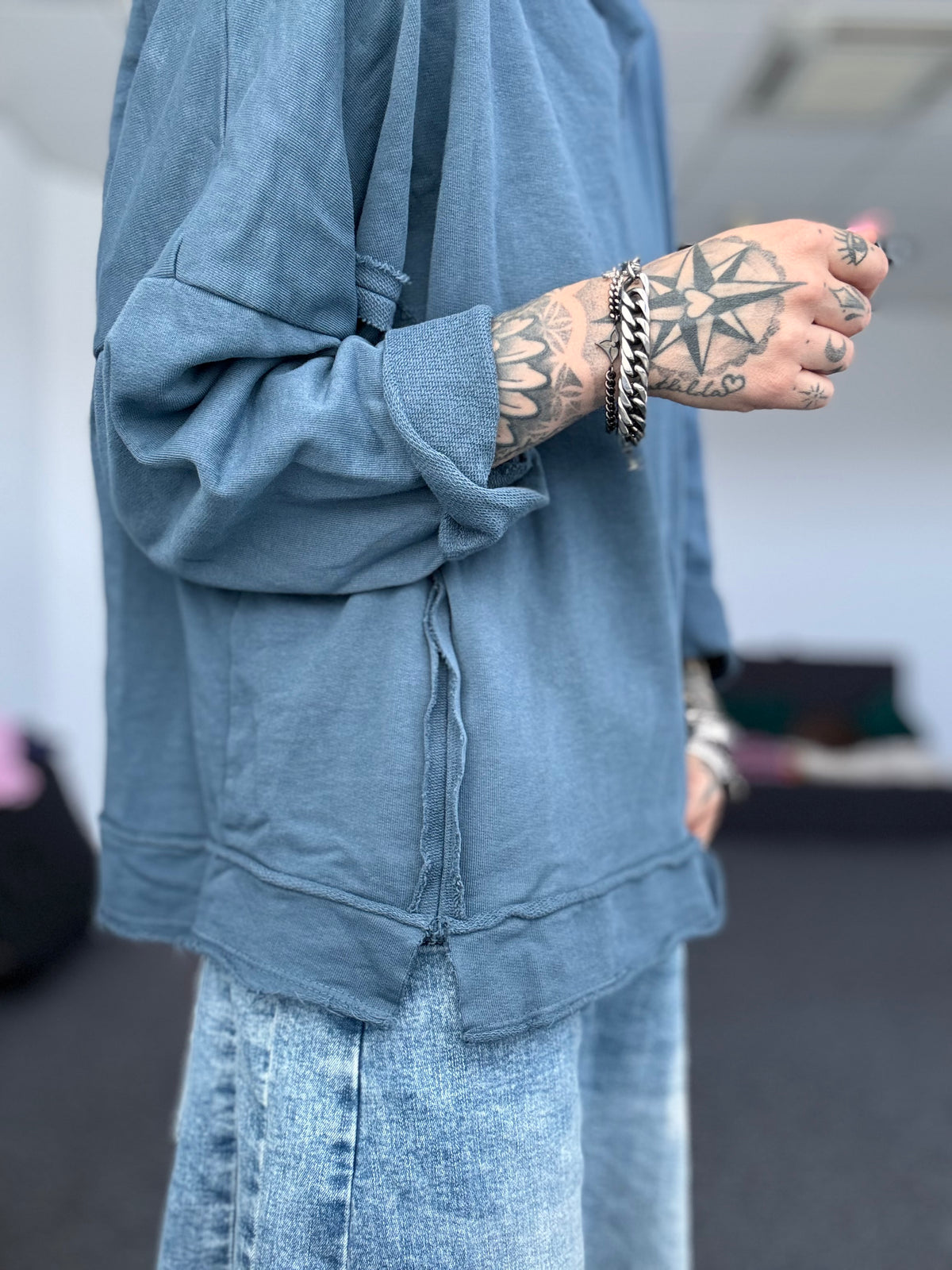 Sweater // GRUNGE BLAU