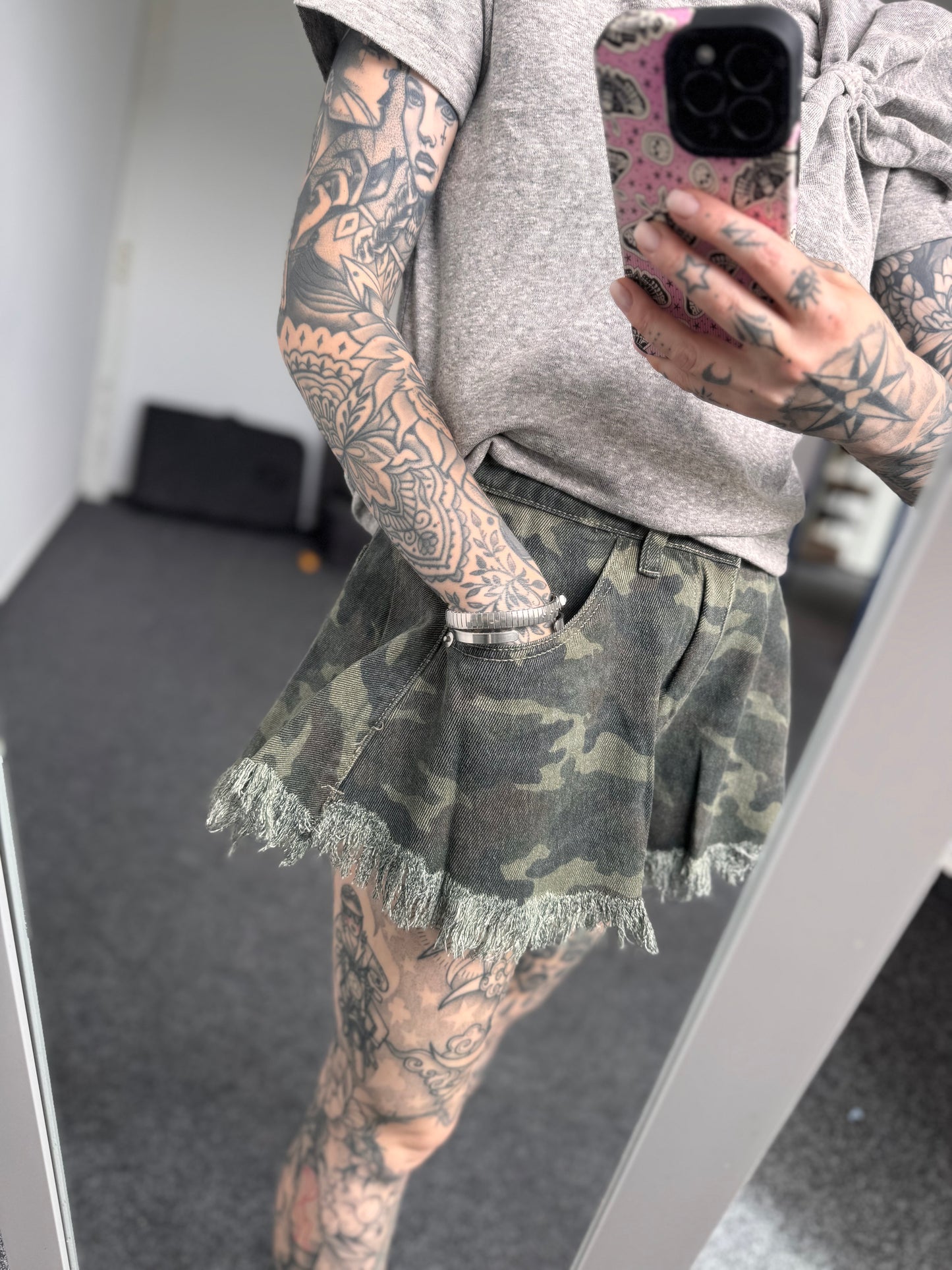 Jeans Shorts // CAMOUFLAGE
