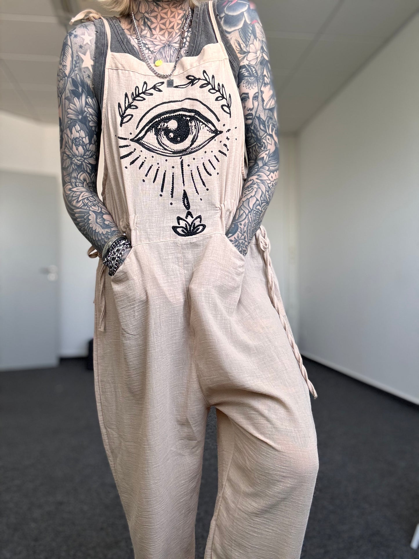Latzhose Leinen // SAND