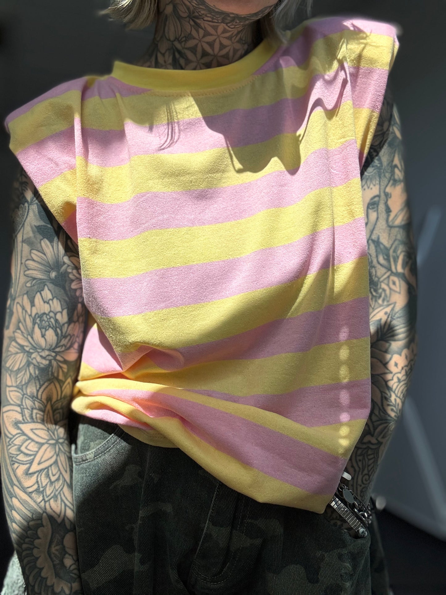 Shirt Schulterpolster // STRIPES GELB/ROSA