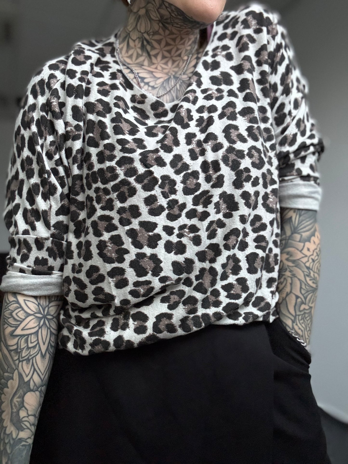 Basic Langarm // LEO BEIGE