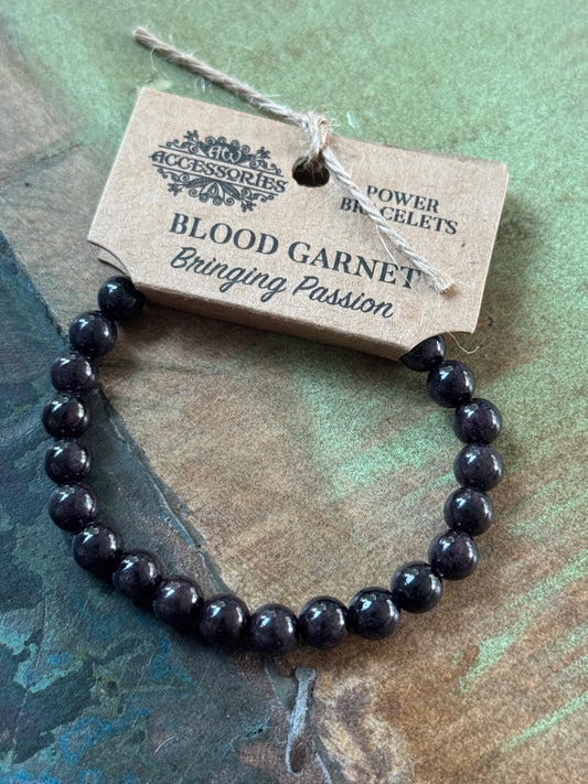 Armband // BLOOD GARNET