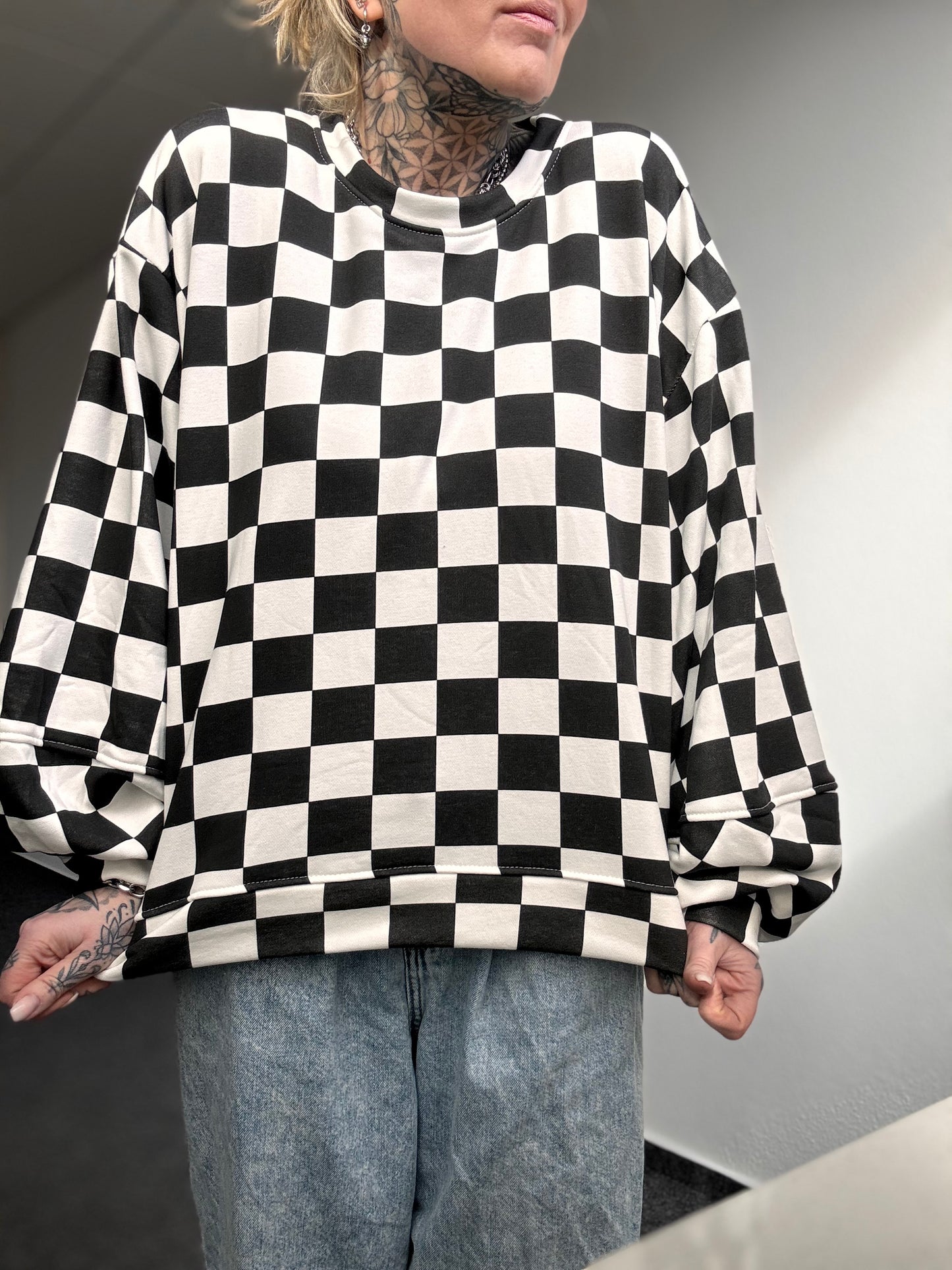 SWEATER // SCHACHBRETT SCHWARZ WEISS