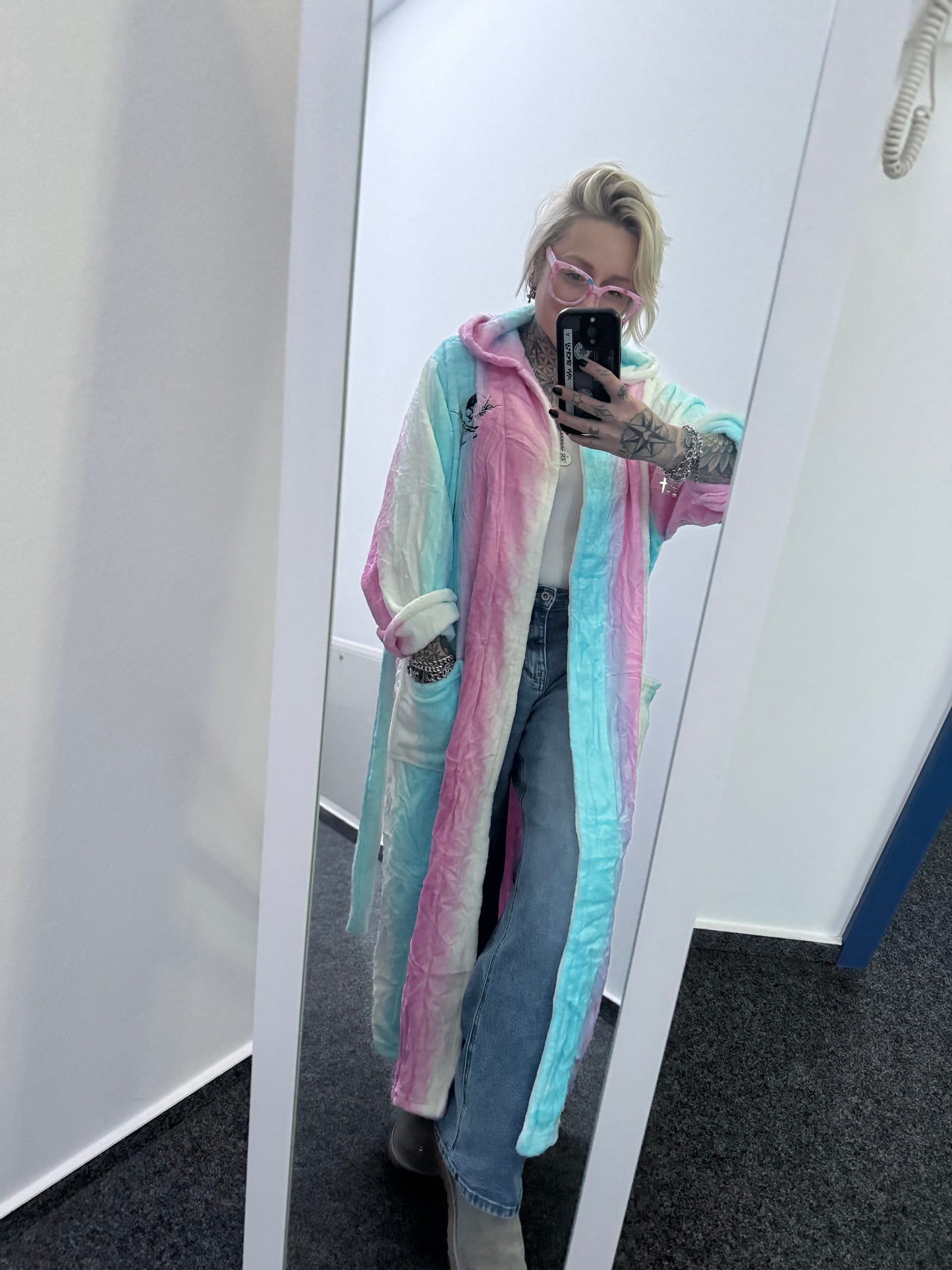 Bademantel // ONTHEROCKS RAINBOW